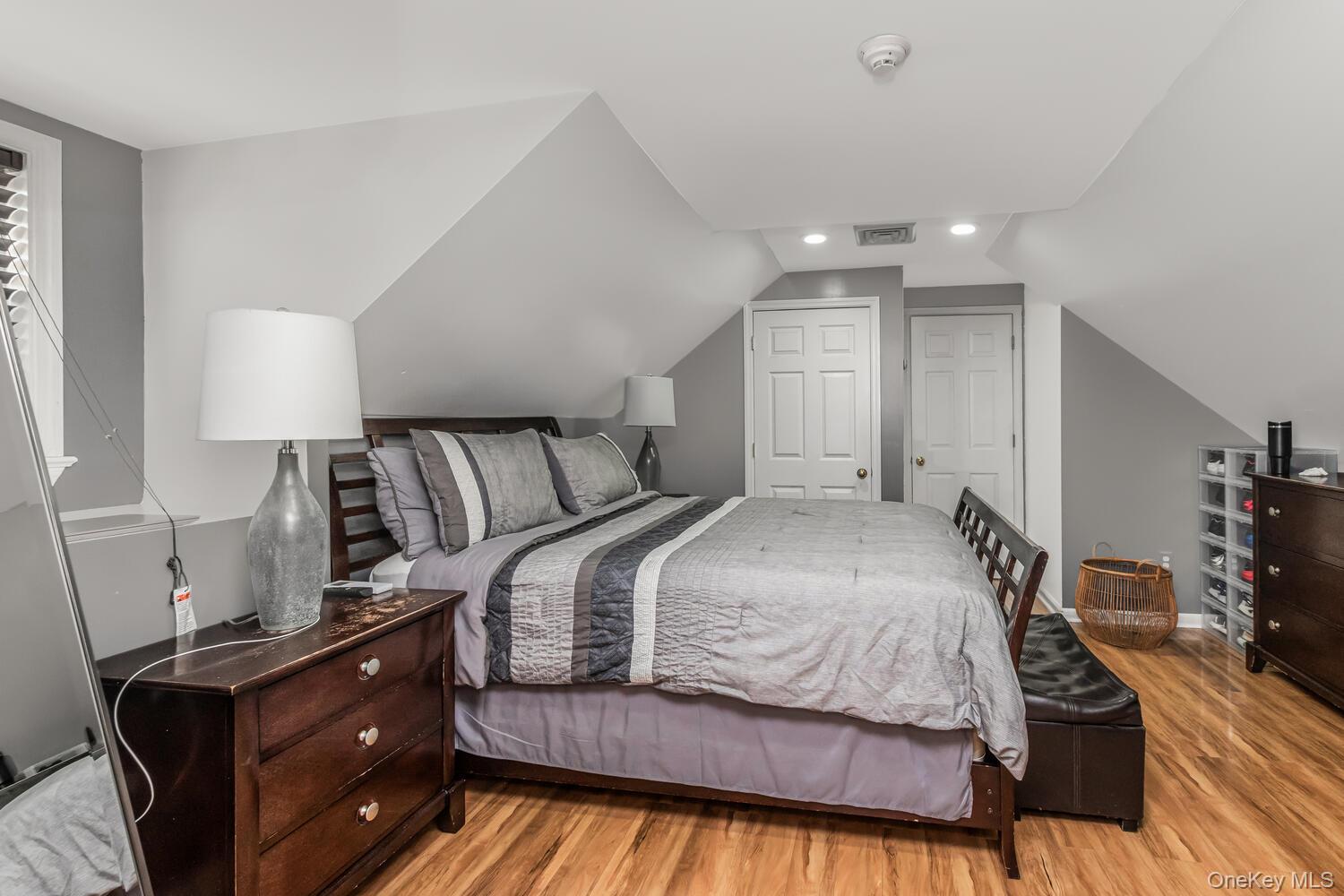 41 Maple Place, Yonkers, NY 10704