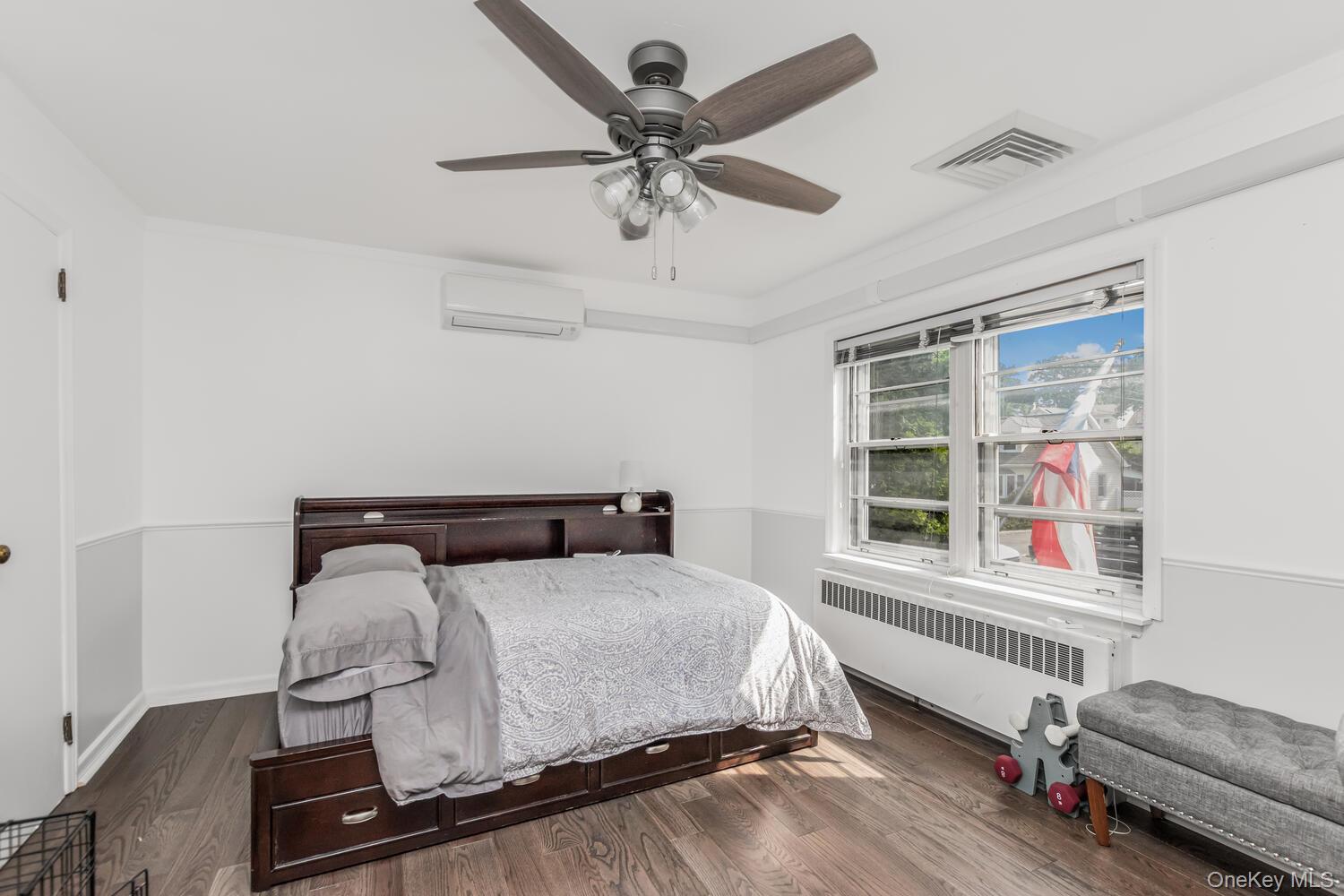 41 Maple Place, Yonkers, NY 10704