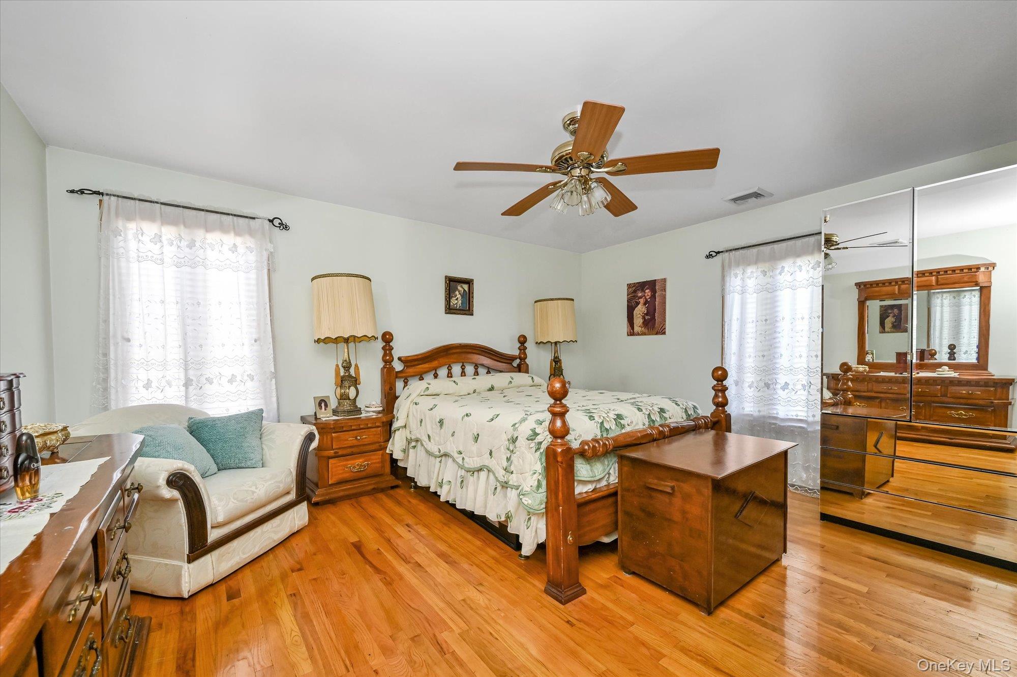 14915 11th Avenue, Whitestone, NY 11357