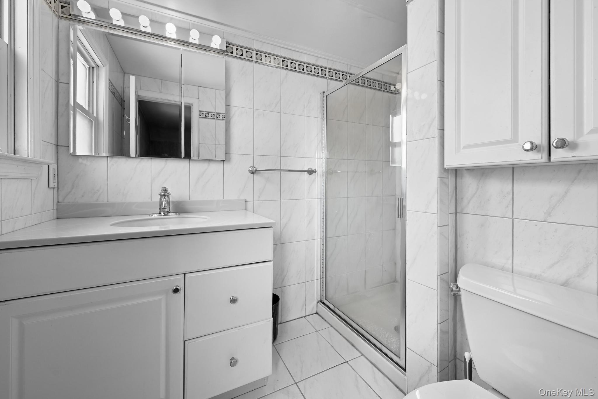 1 George Place, East Rockaway, NY 11518