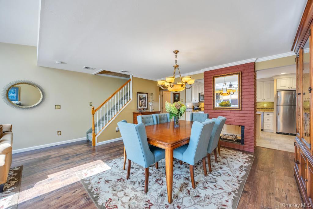 47 Choir Lane, Westbury, NY 11590