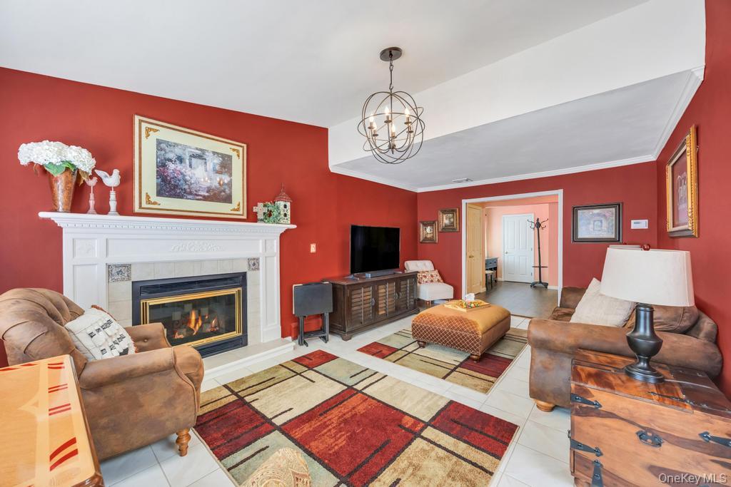 47 Choir Lane, Westbury, NY 11590