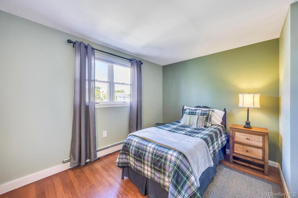 47 Choir Lane, Westbury, NY 11590