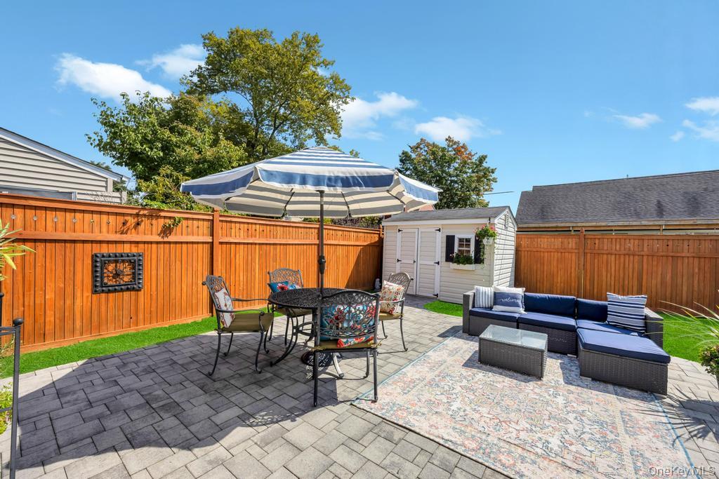 47 Choir Lane, Westbury, NY 11590