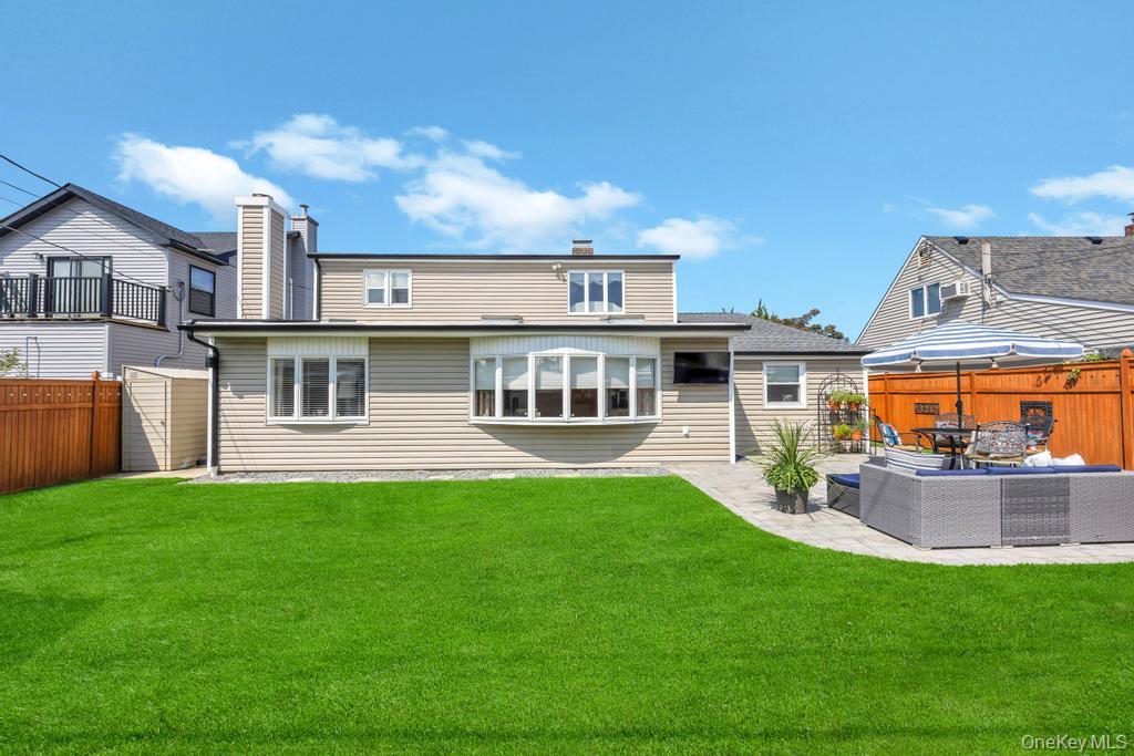 47 Choir Lane, Westbury, NY 11590