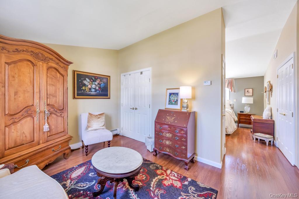 47 Choir Lane, Westbury, NY 11590