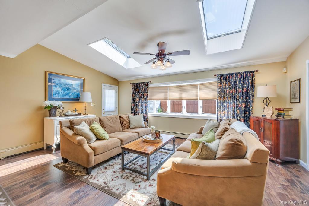 47 Choir Lane, Westbury, NY 11590