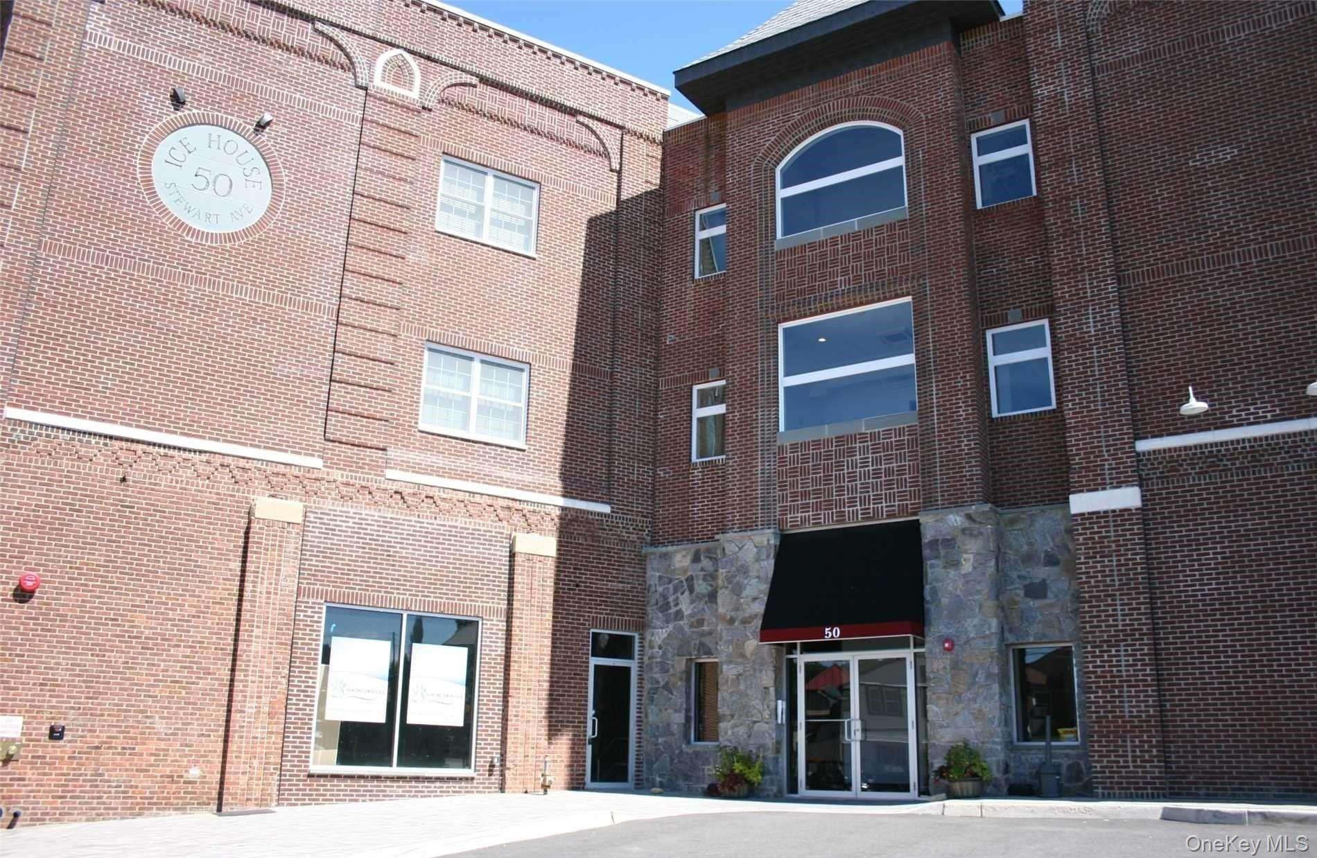 50-2B Stewart Avenue # 2B, Huntington, NY 11743