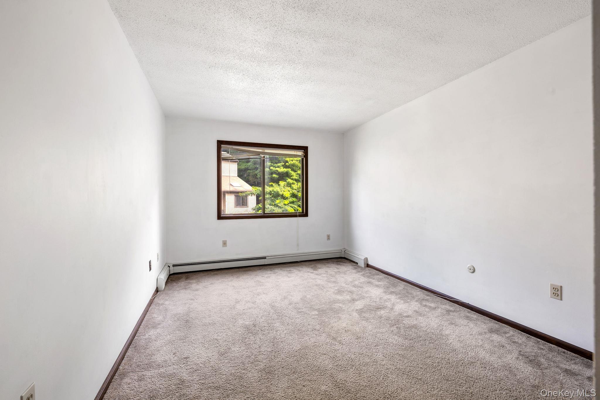 9 Spruce Court, Fishkill, NY 12524