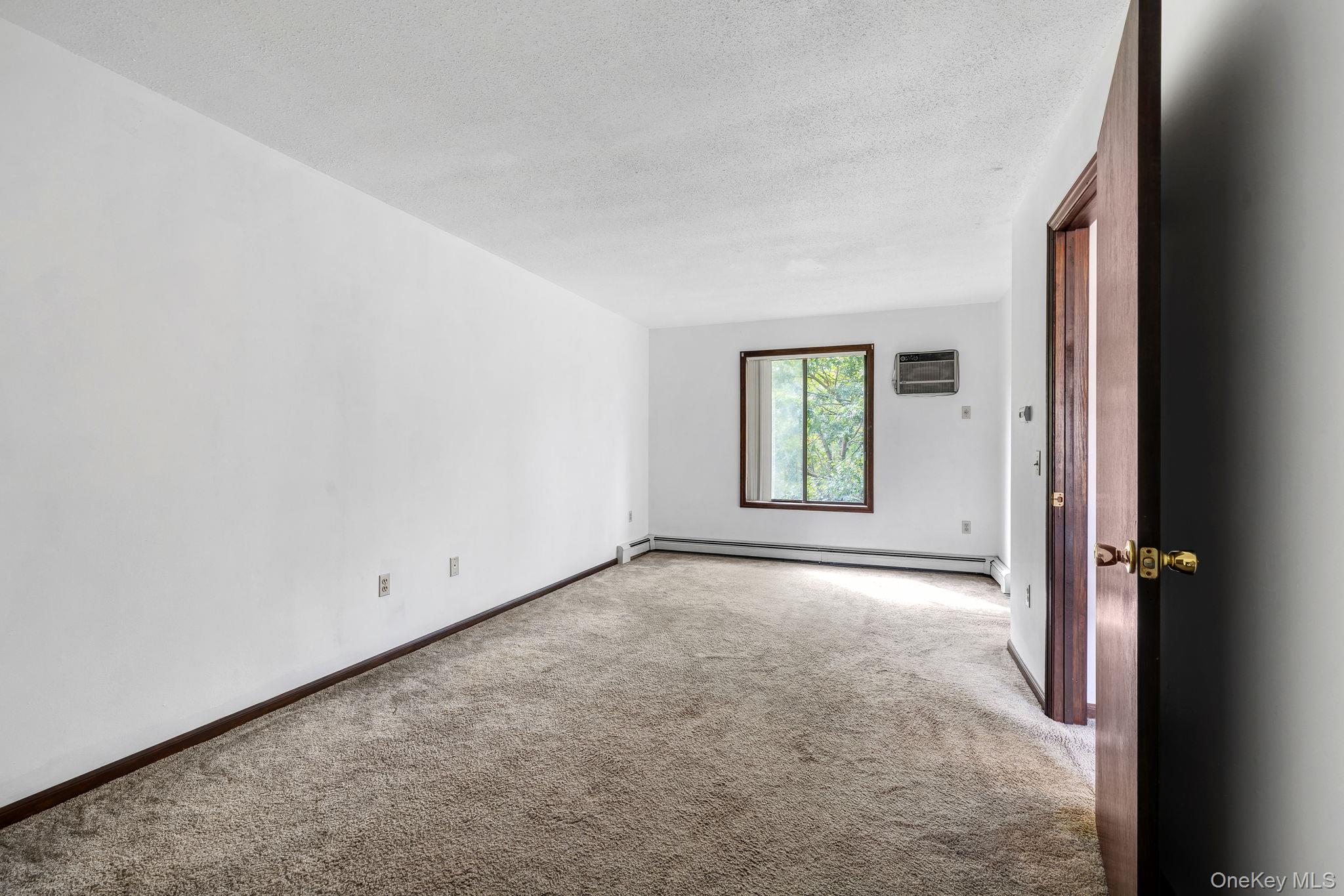 9 Spruce Court, Fishkill, NY 12524