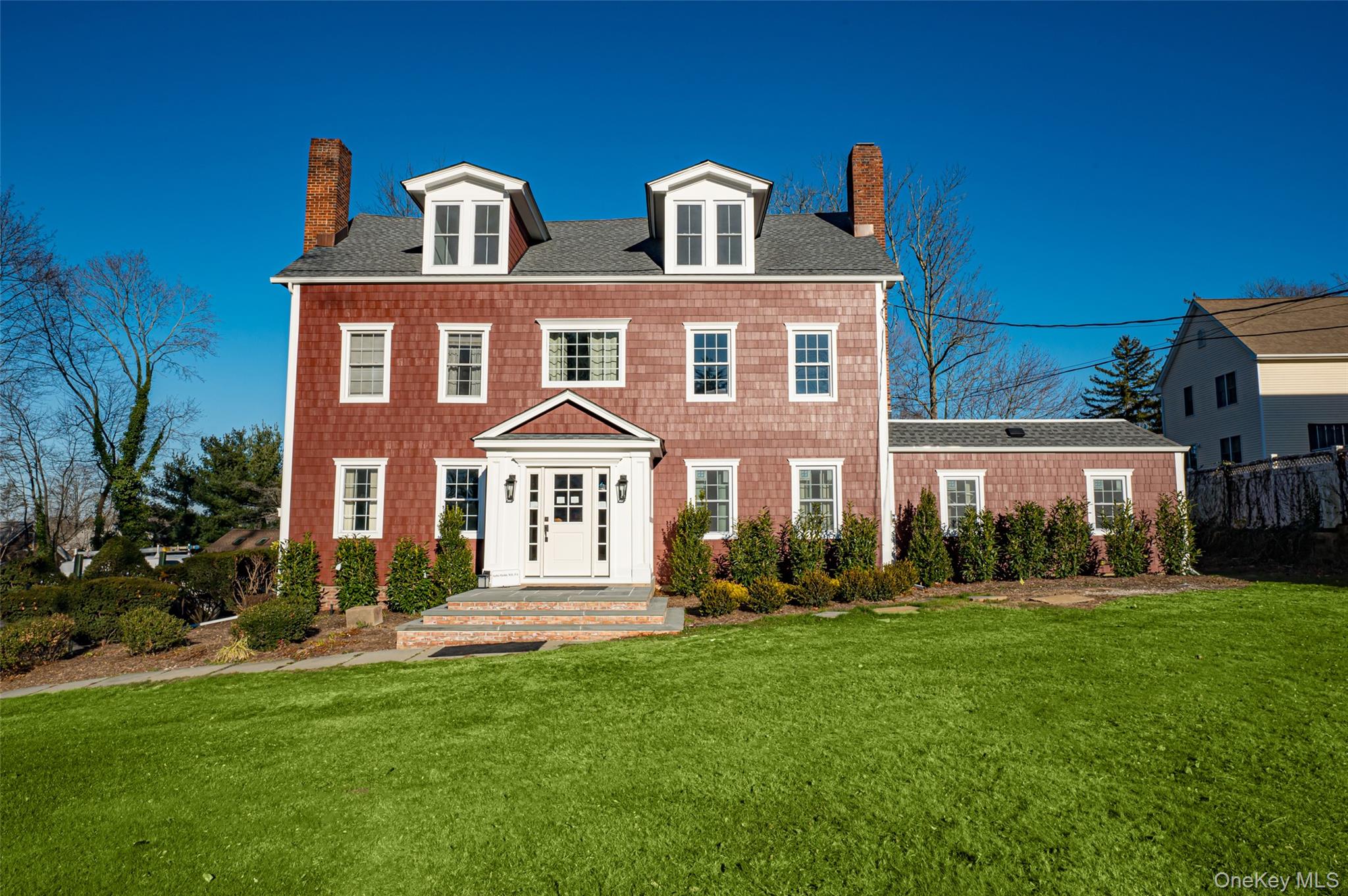 68 Nassau Road # 2nd Floor, Huntington, NY 11743