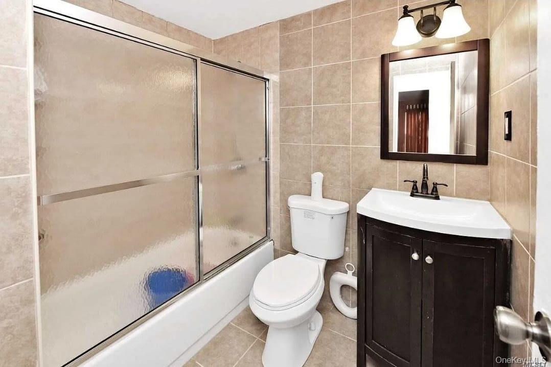 2d Valley Forge Court, Ridge, NY 11961