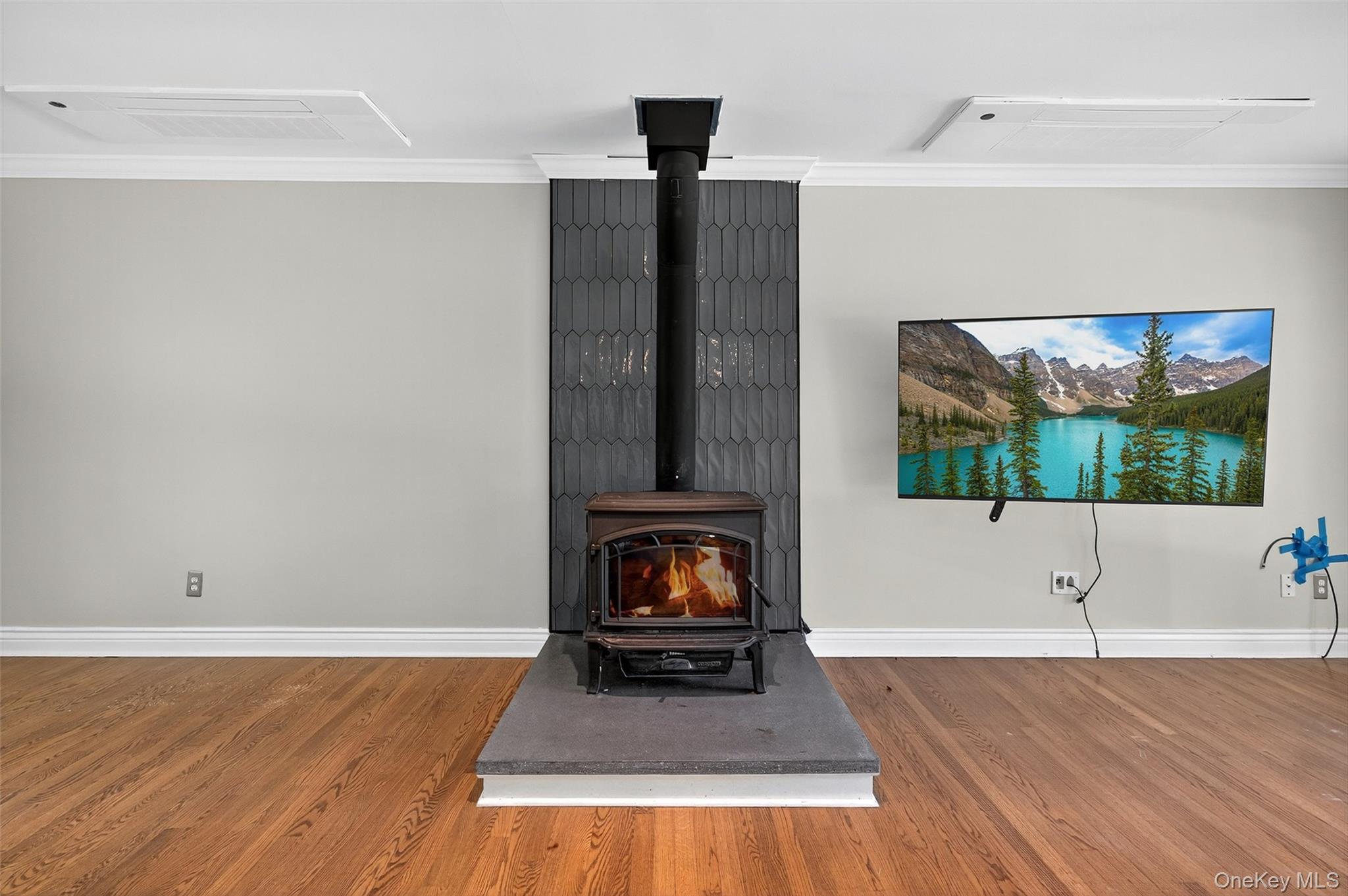 65 Hawxhurst Road, Monroe, NY 10950