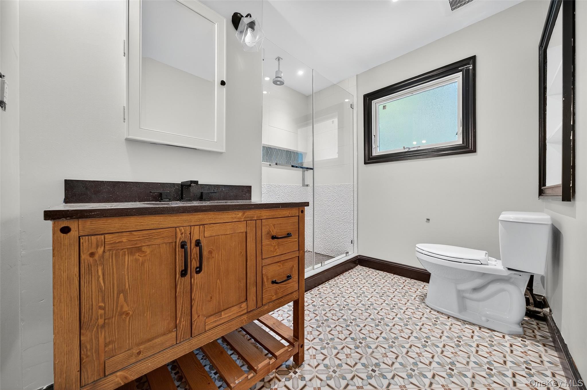 65 Hawxhurst Road, Monroe, NY 10950