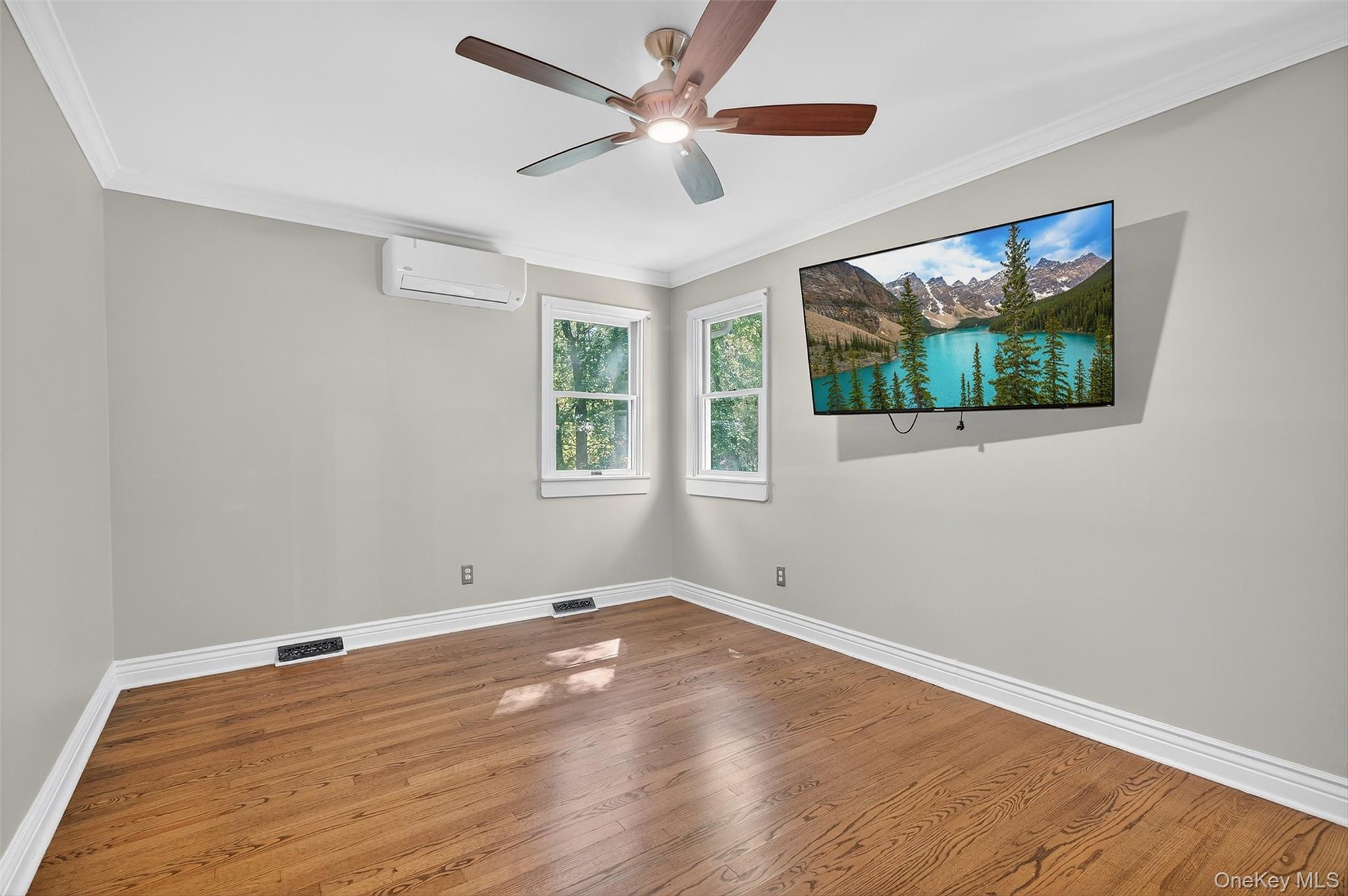 65 Hawxhurst Road, Monroe, NY 10950