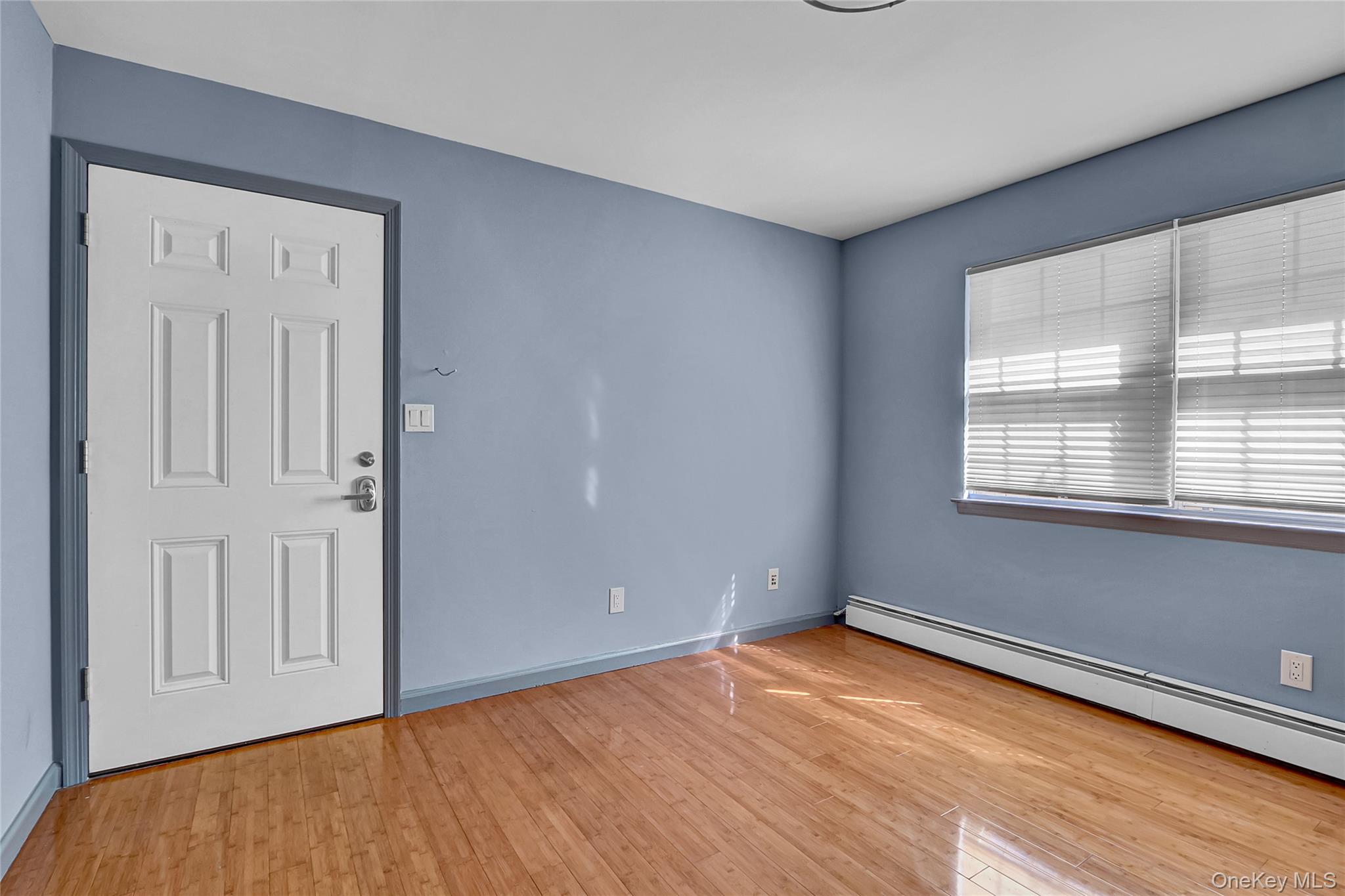 2 Roosevelt Avenue, Massapequa Park, NY 11762