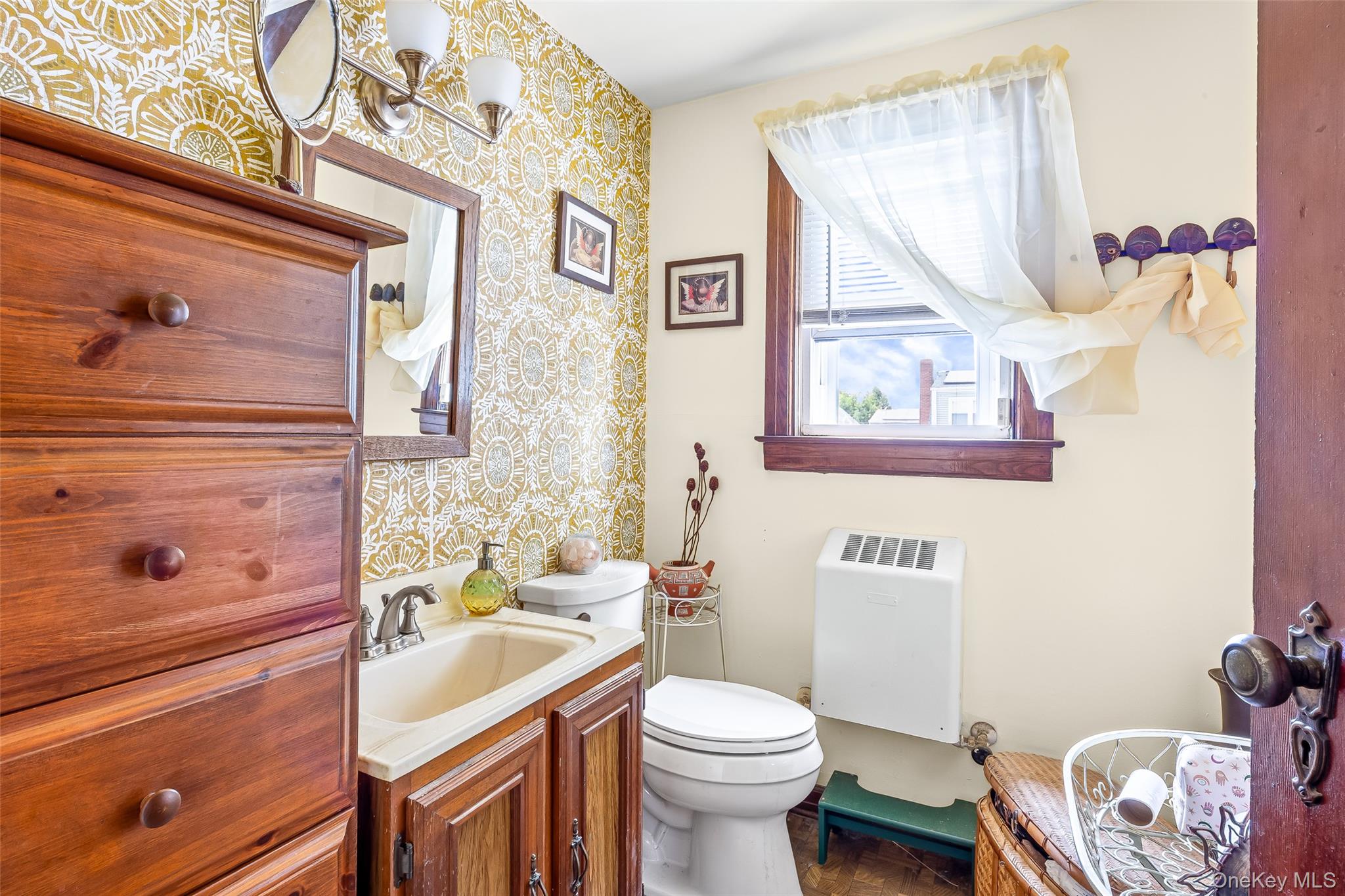 116 Stone Street, Elmont, NY 11003