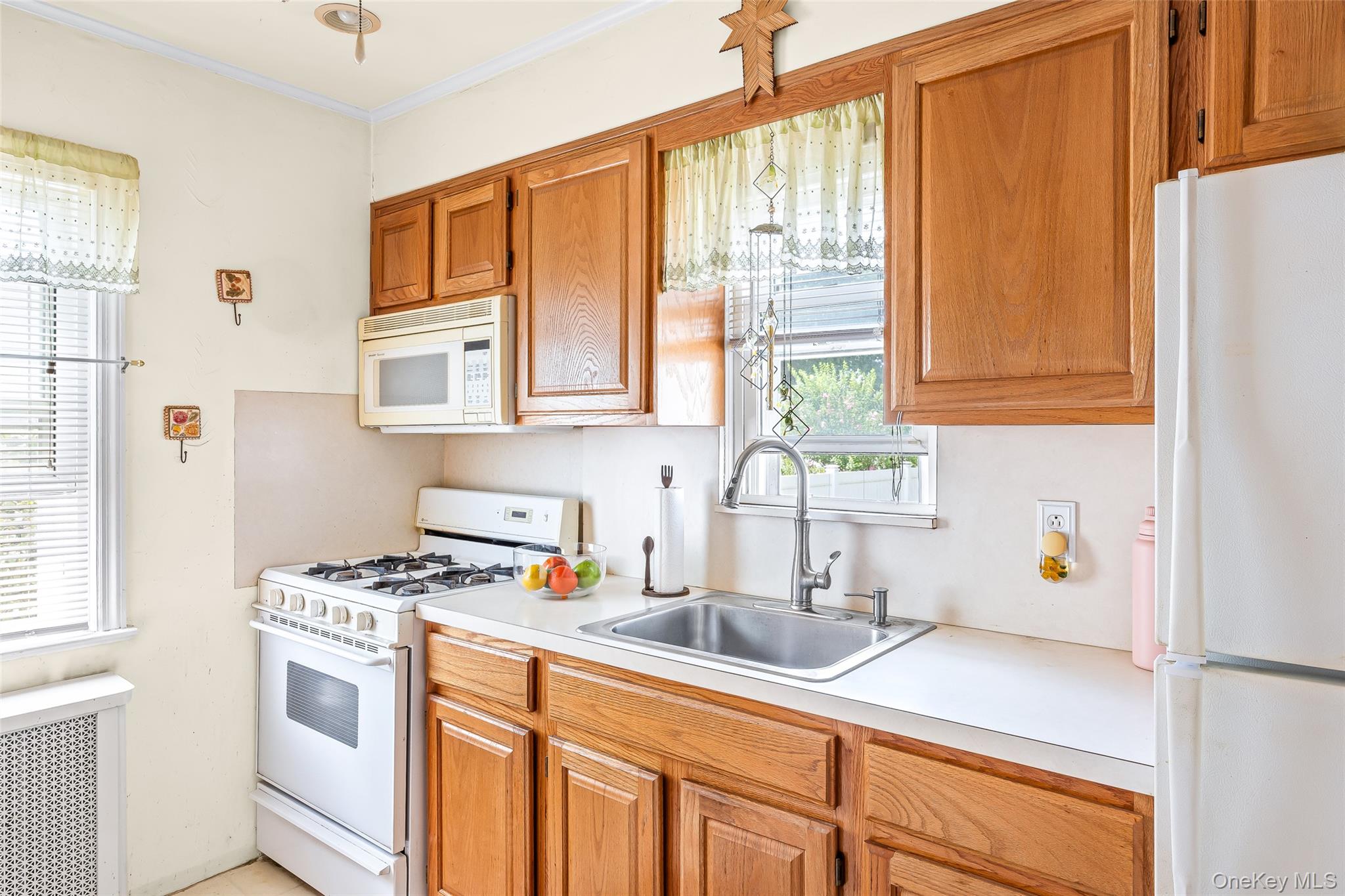 116 Stone Street, Elmont, NY 11003