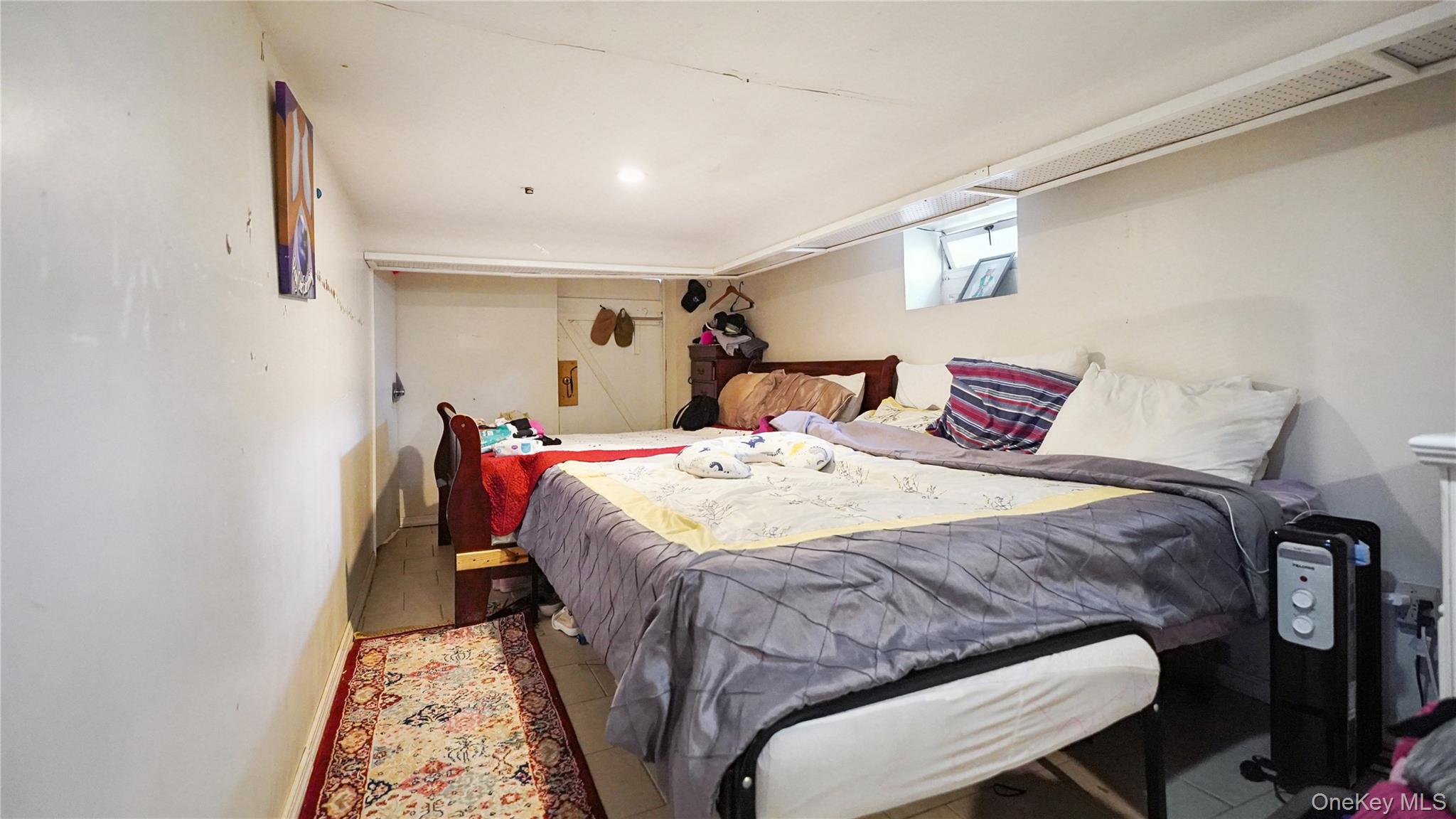 172-44 126th ave, Jamaica, NY 11434