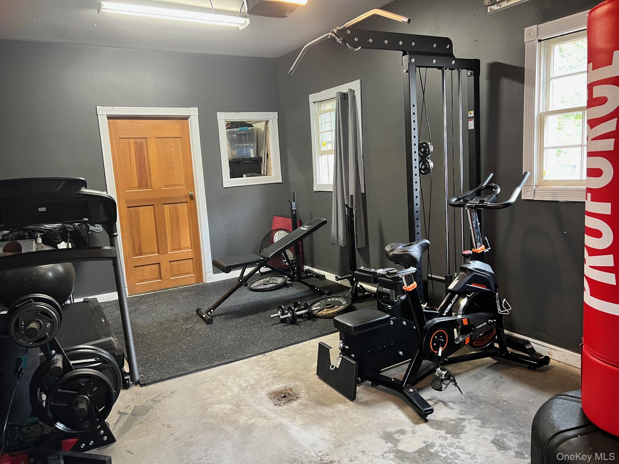 35 Westbrook Road, Newburgh, NY 12550