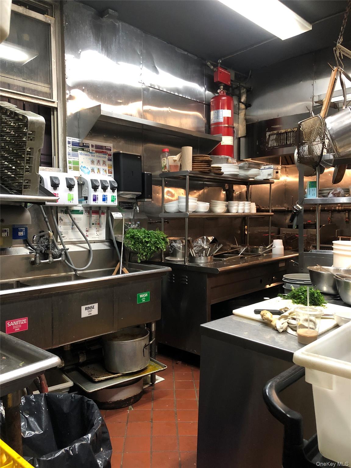 67-22 Roosevelt Avenue, Woodside, NY 11377