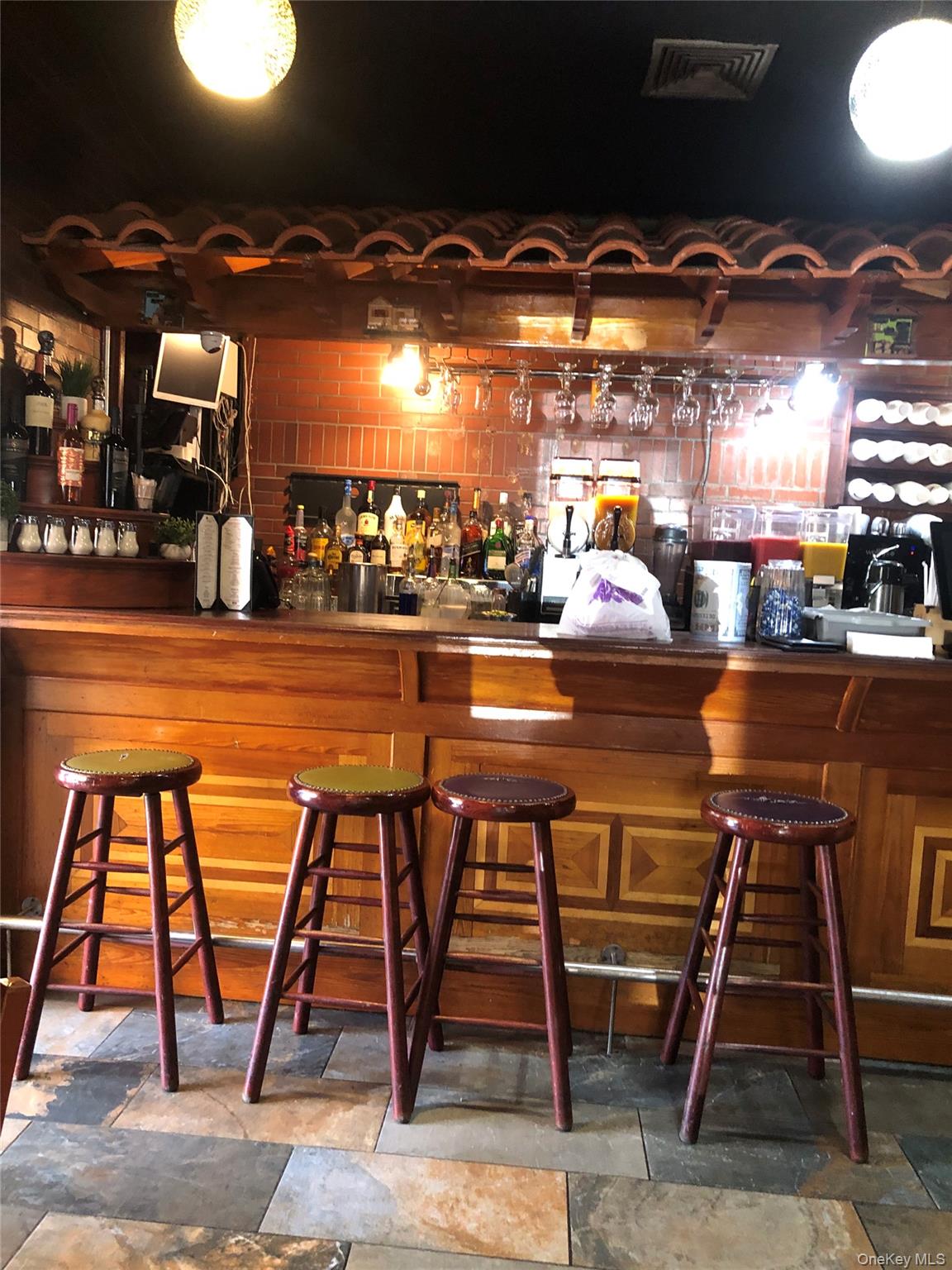 67-22 Roosevelt Avenue, Woodside, NY 11377