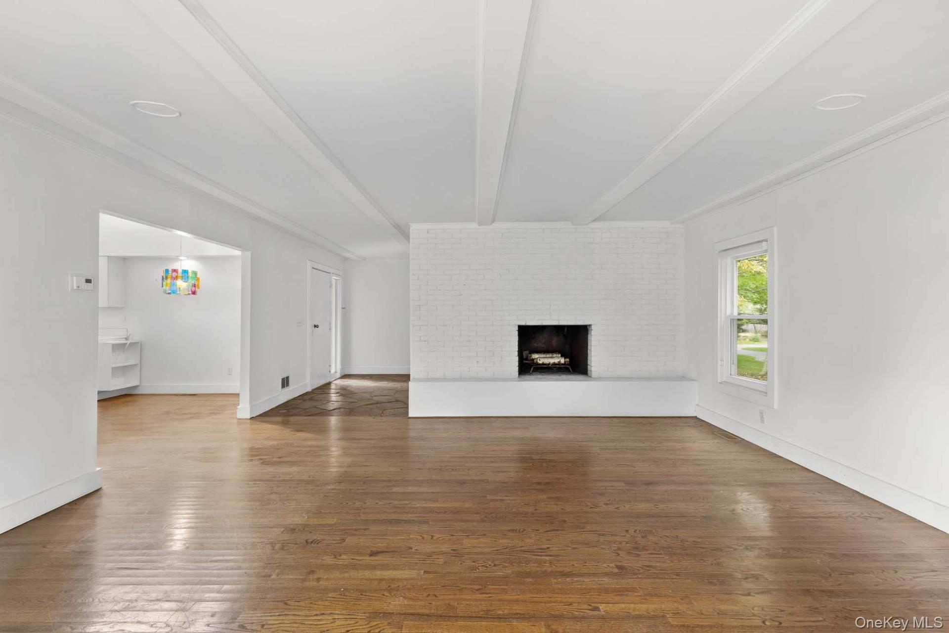 18 Sunset Road, Sag Harbor, NY 11963