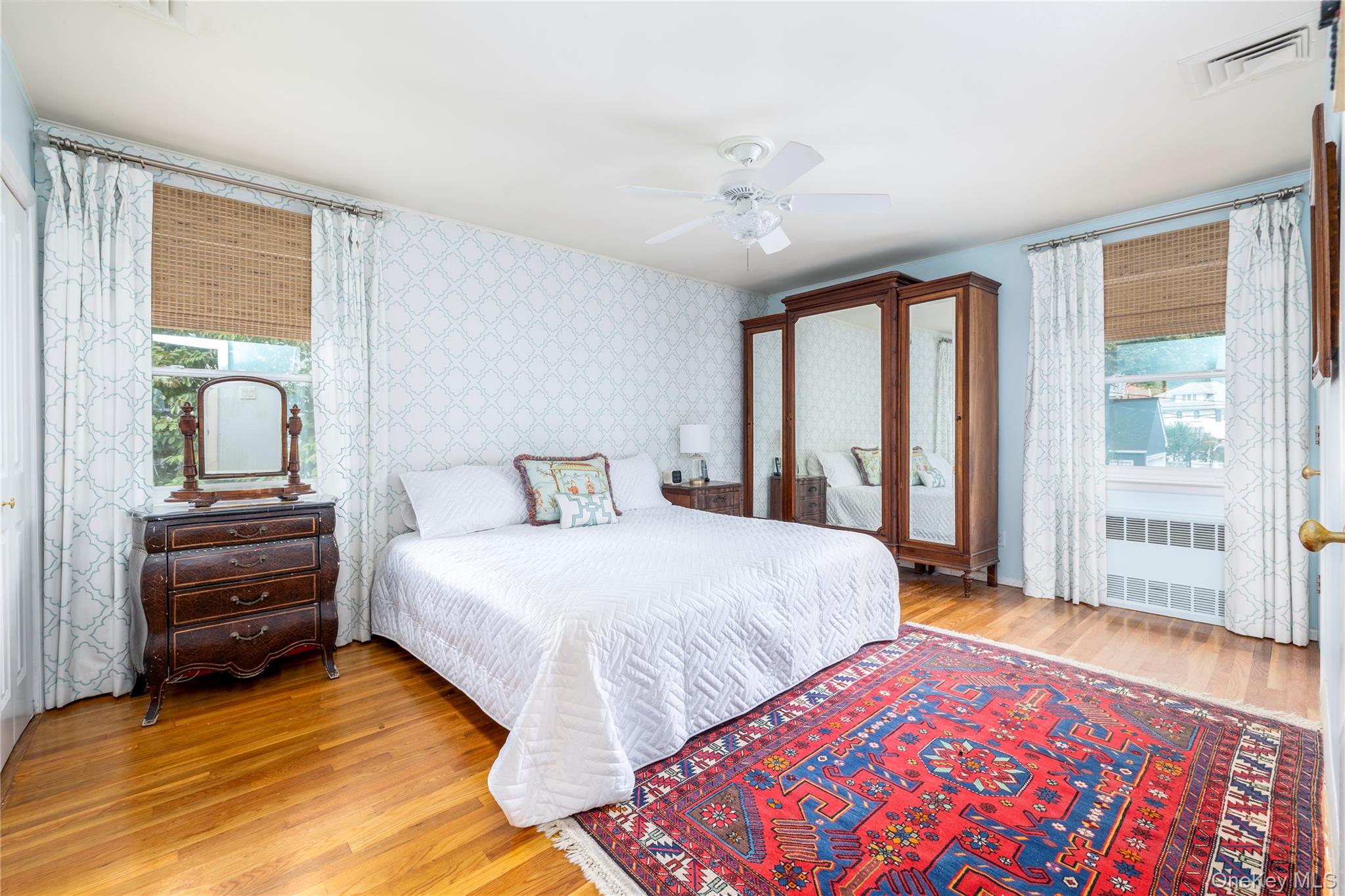 35 Yorkshire Road, Rockville Centre, NY 11570