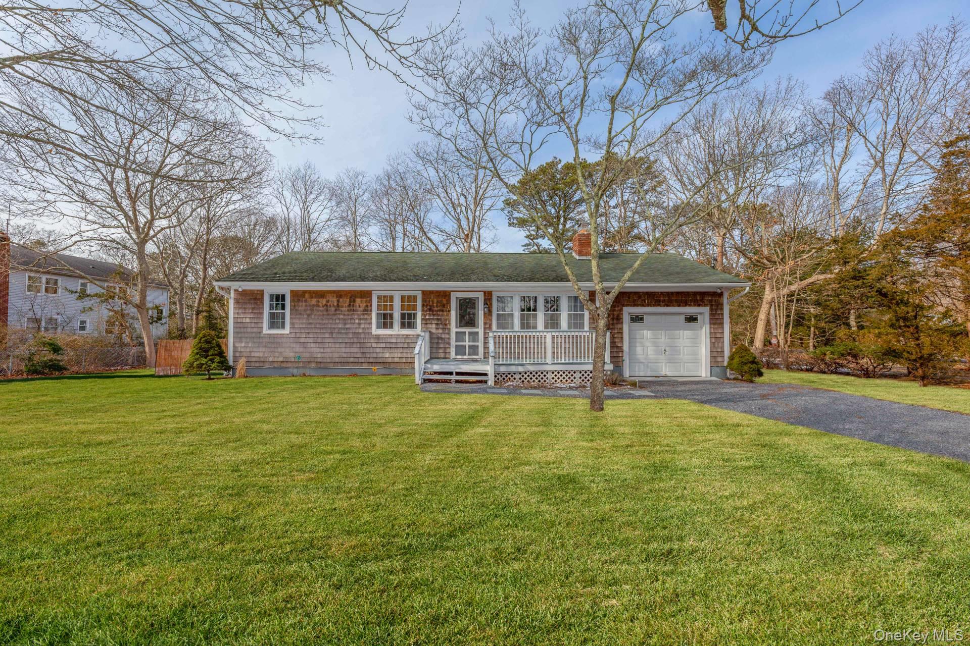 22C Gardners Lane, Hampton Bays, NY 11946