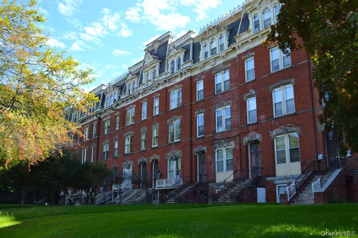 6 Eastman Terrace # Garden Apt, Poughkeepsie, NY 12601