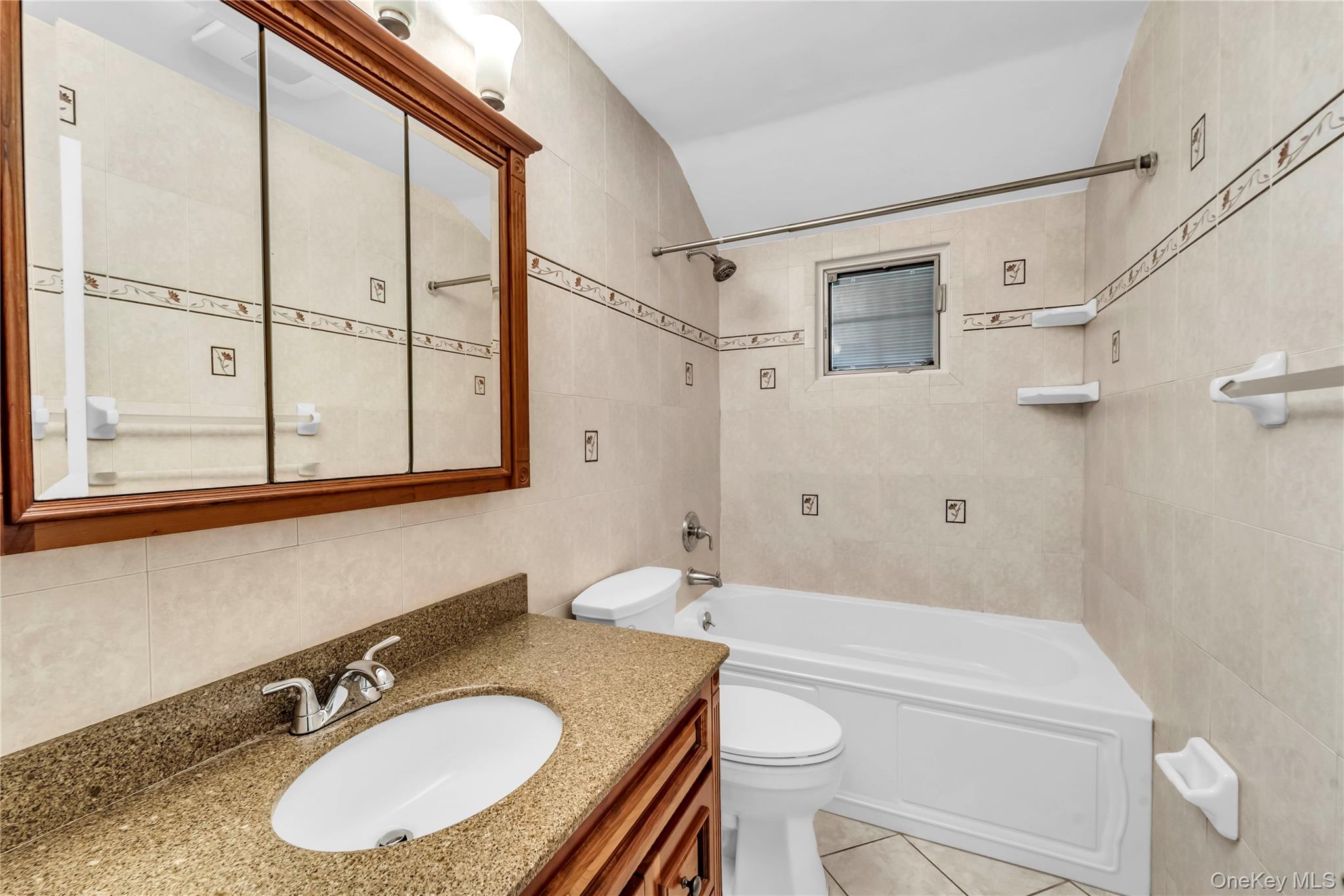 4 Iroquois Avenue, Palisades, NY 10964