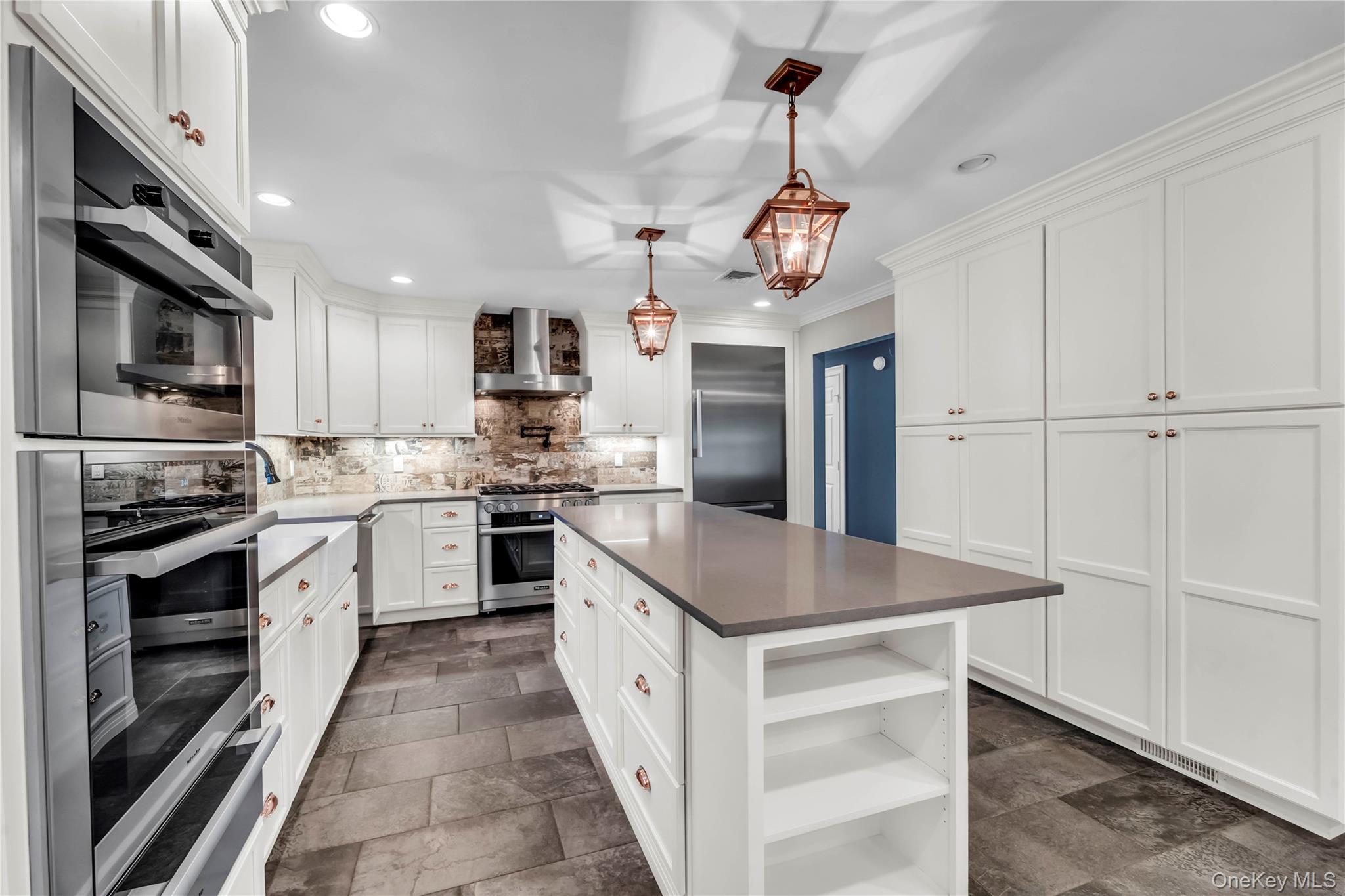 4 Iroquois Avenue, Palisades, NY 10964