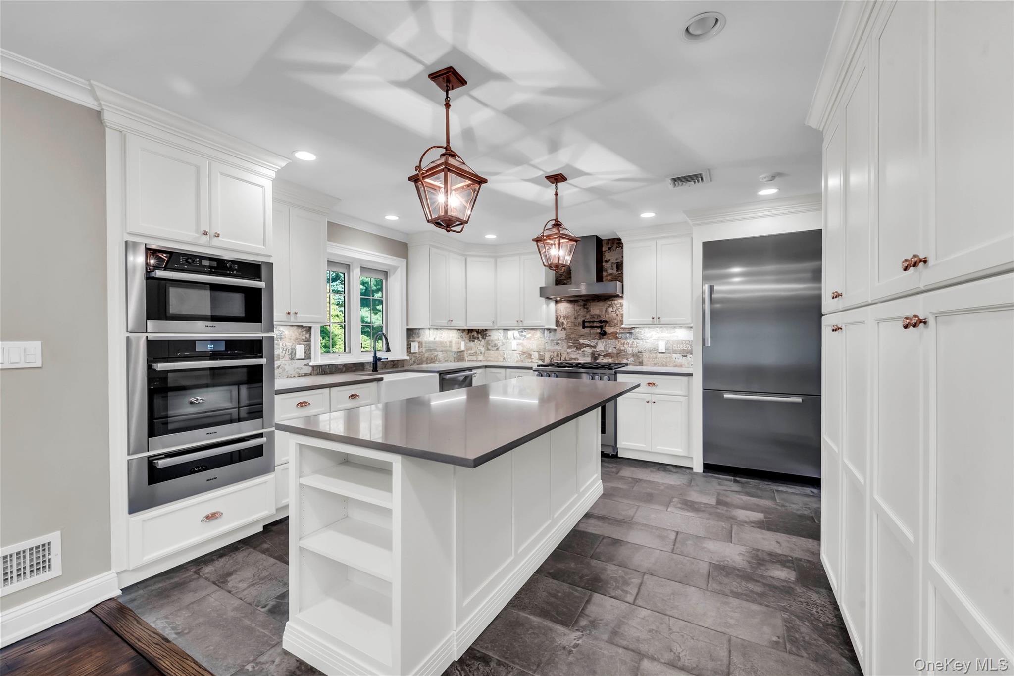 4 Iroquois Avenue, Palisades, NY 10964