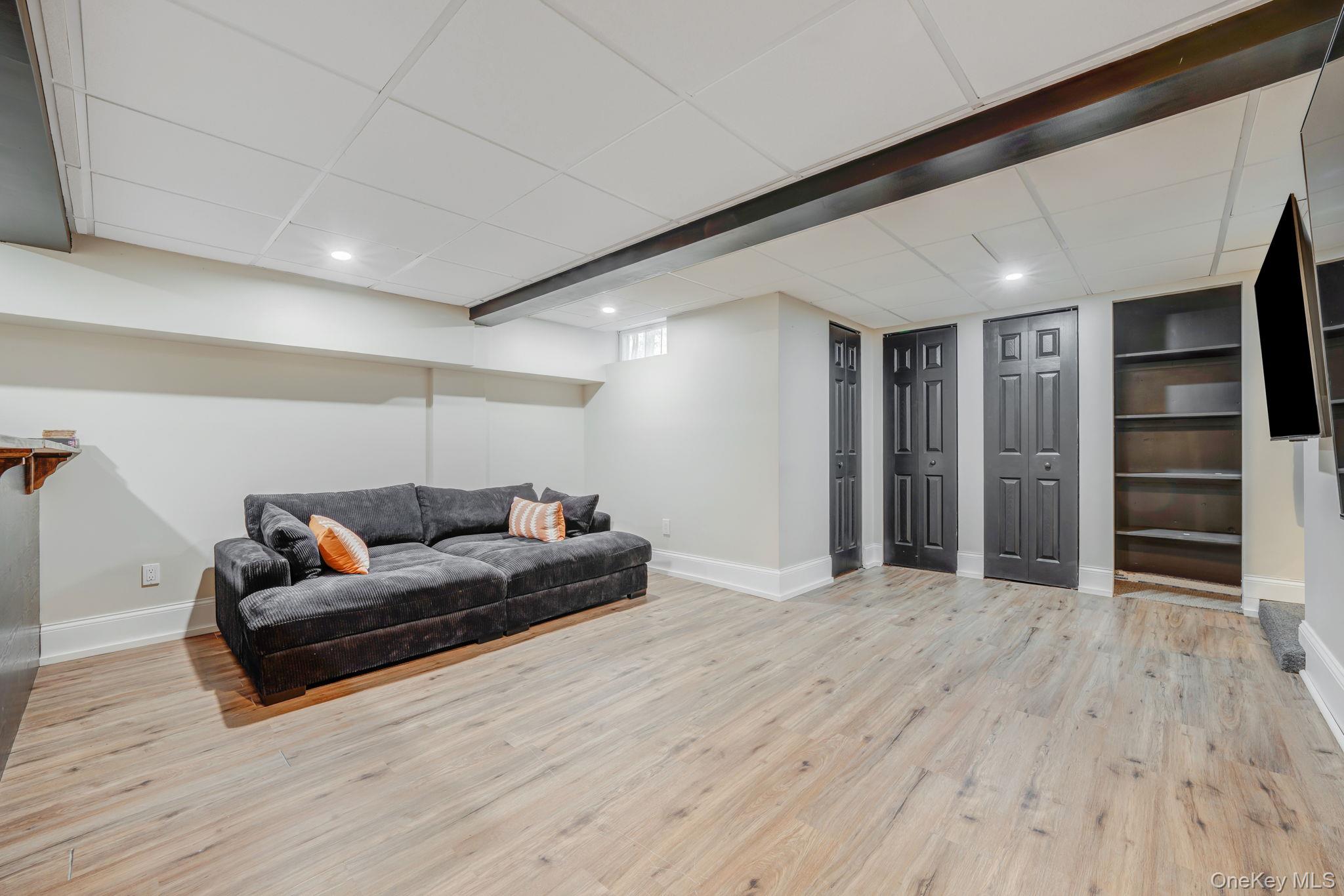 183 Old Country Road, Speonk, NY 11972