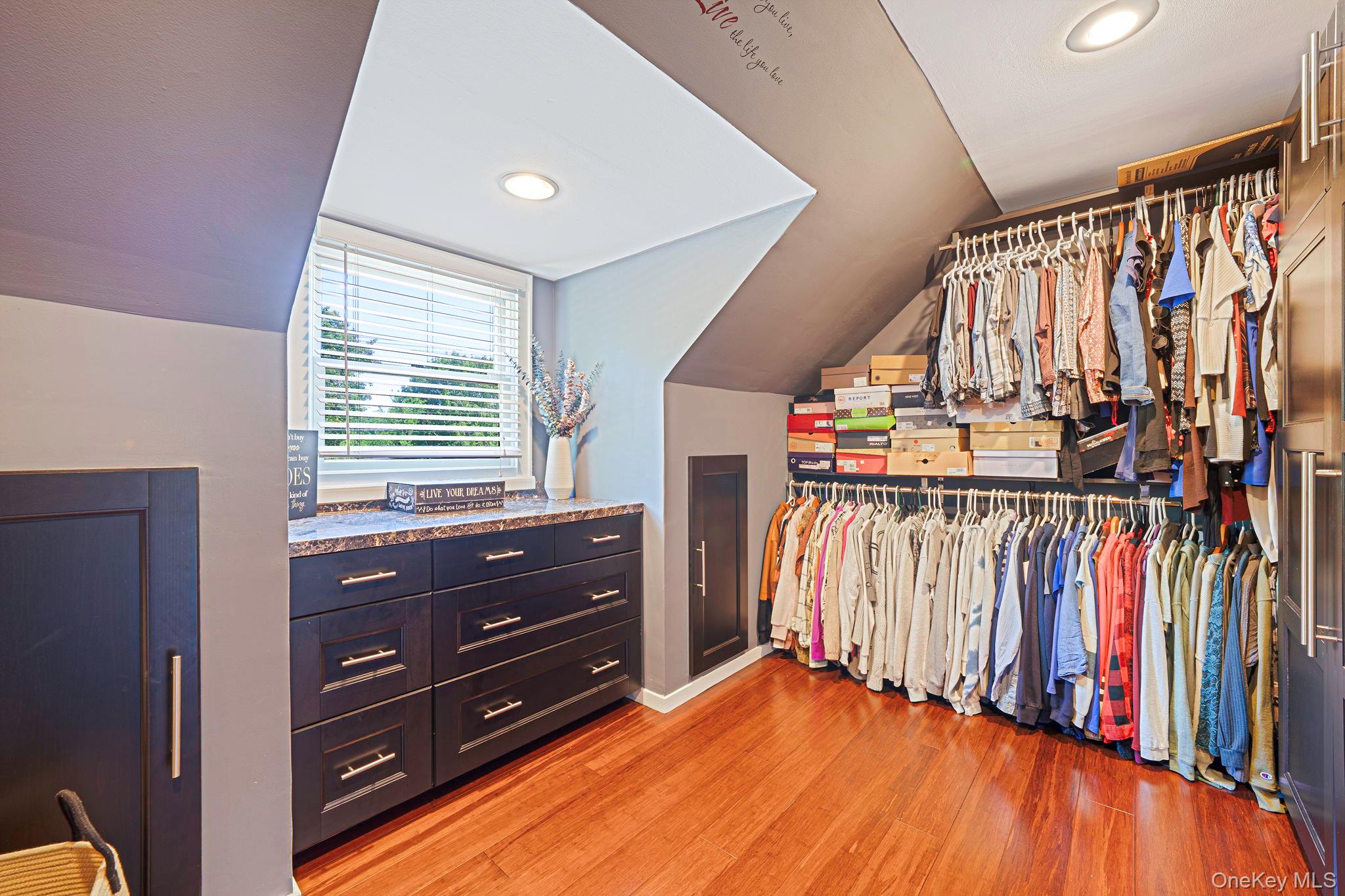 183 Old Country Road, Speonk, NY 11972