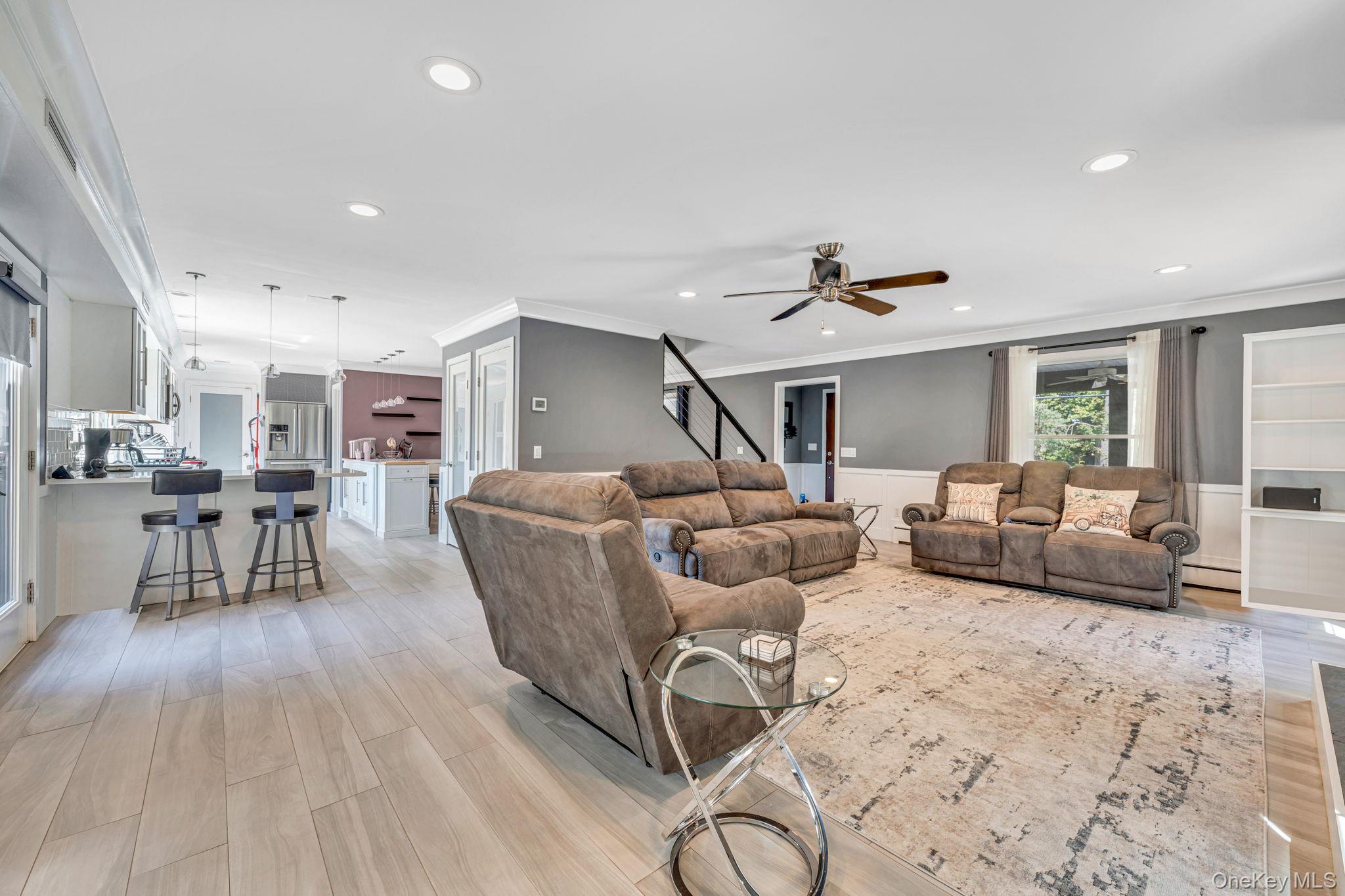 183 Old Country Road, Speonk, NY 11972