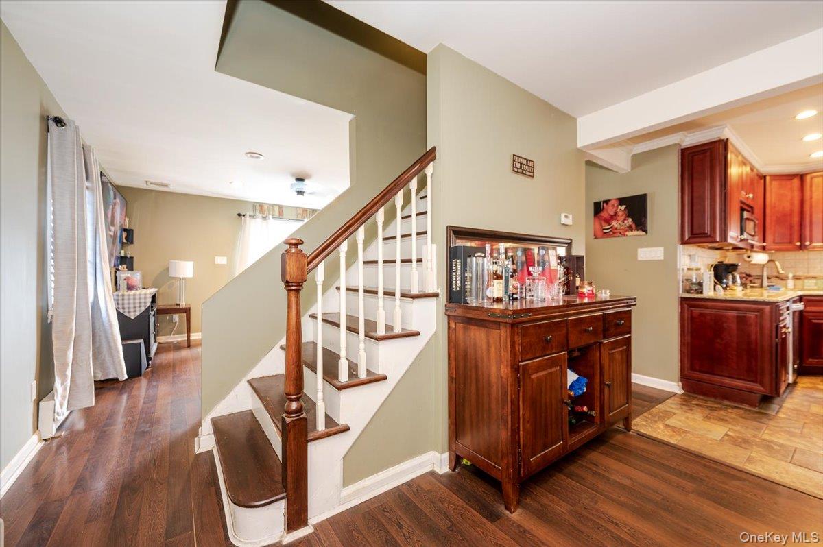 62 westcott, Inwood, NY 11096