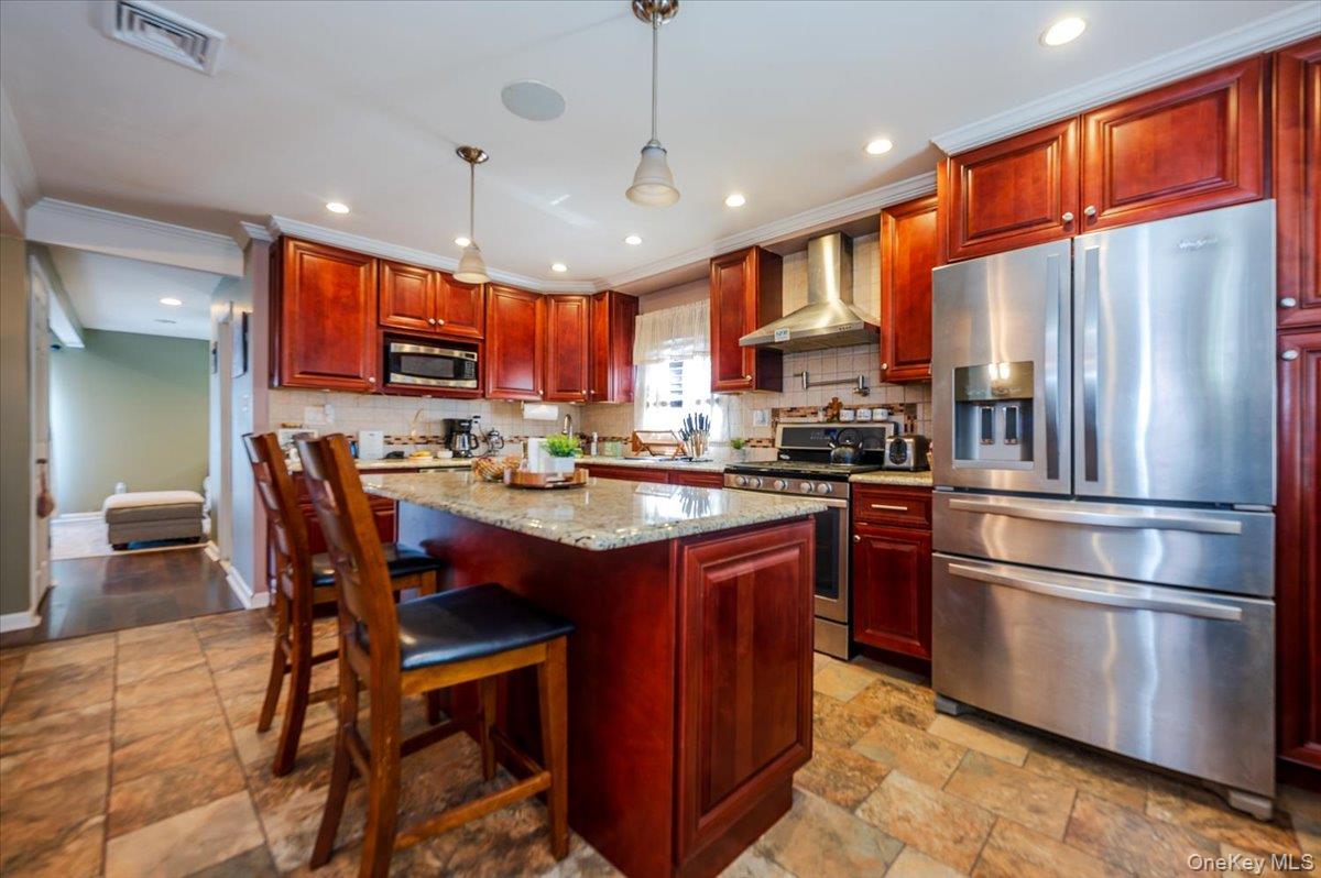 62 westcott, Inwood, NY 11096