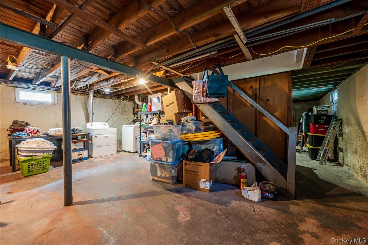 62 westcott, Inwood, NY 11096