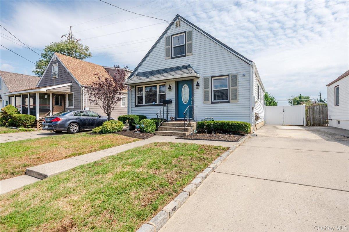 62 westcott, Inwood, NY 11096