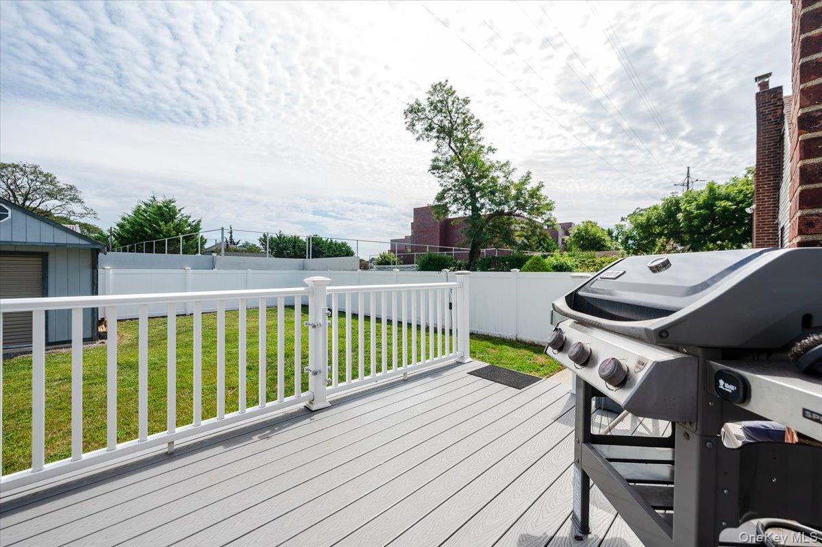 62 westcott, Inwood, NY 11096