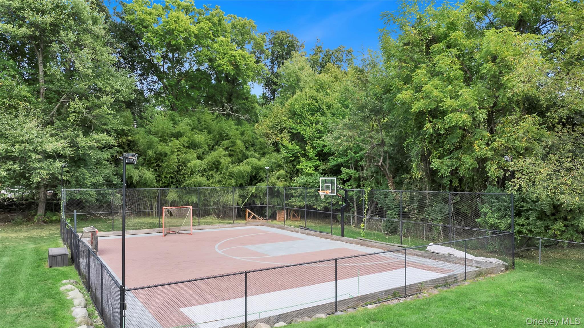 12 Snowdrop Drive, New City, NY 10956