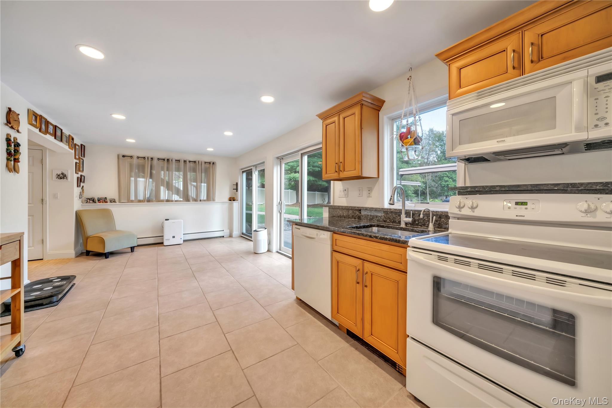 12 Snowdrop Drive, New City, NY 10956