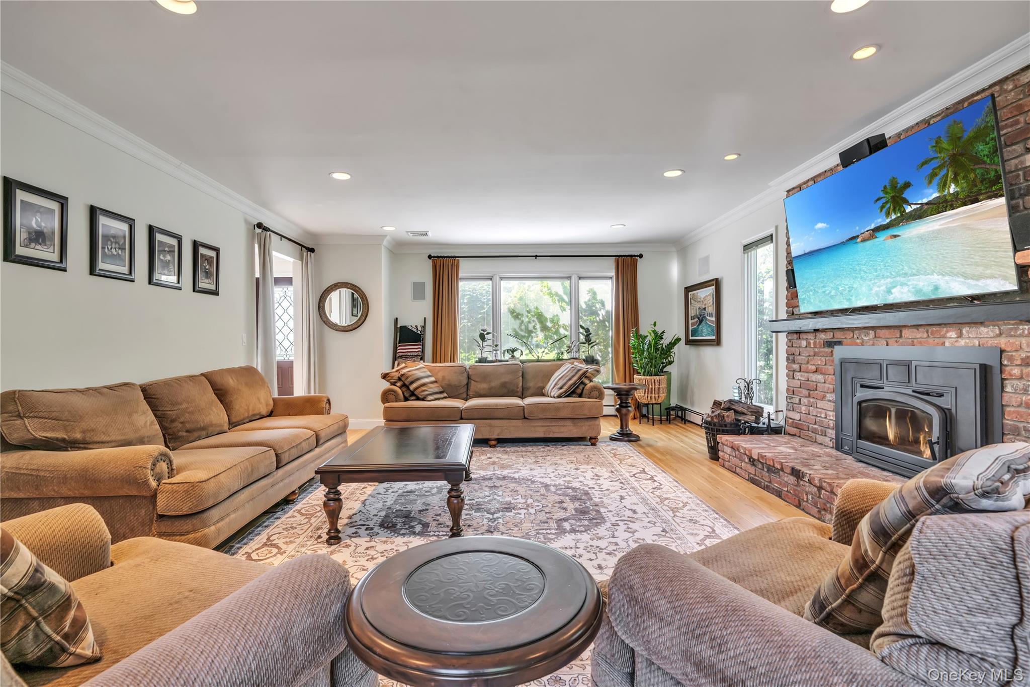 12 Snowdrop Drive, New City, NY 10956