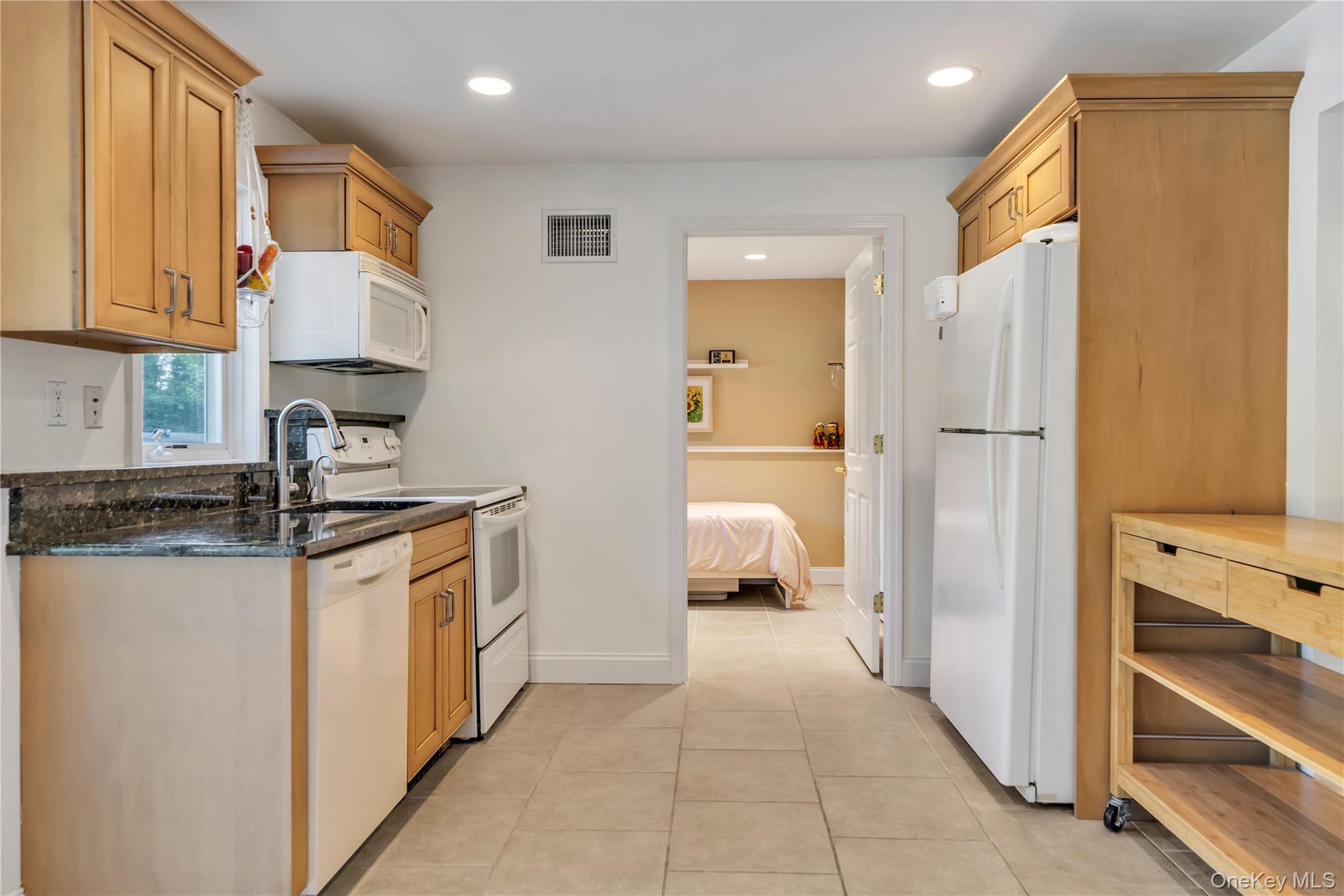 12 Snowdrop Drive, New City, NY 10956