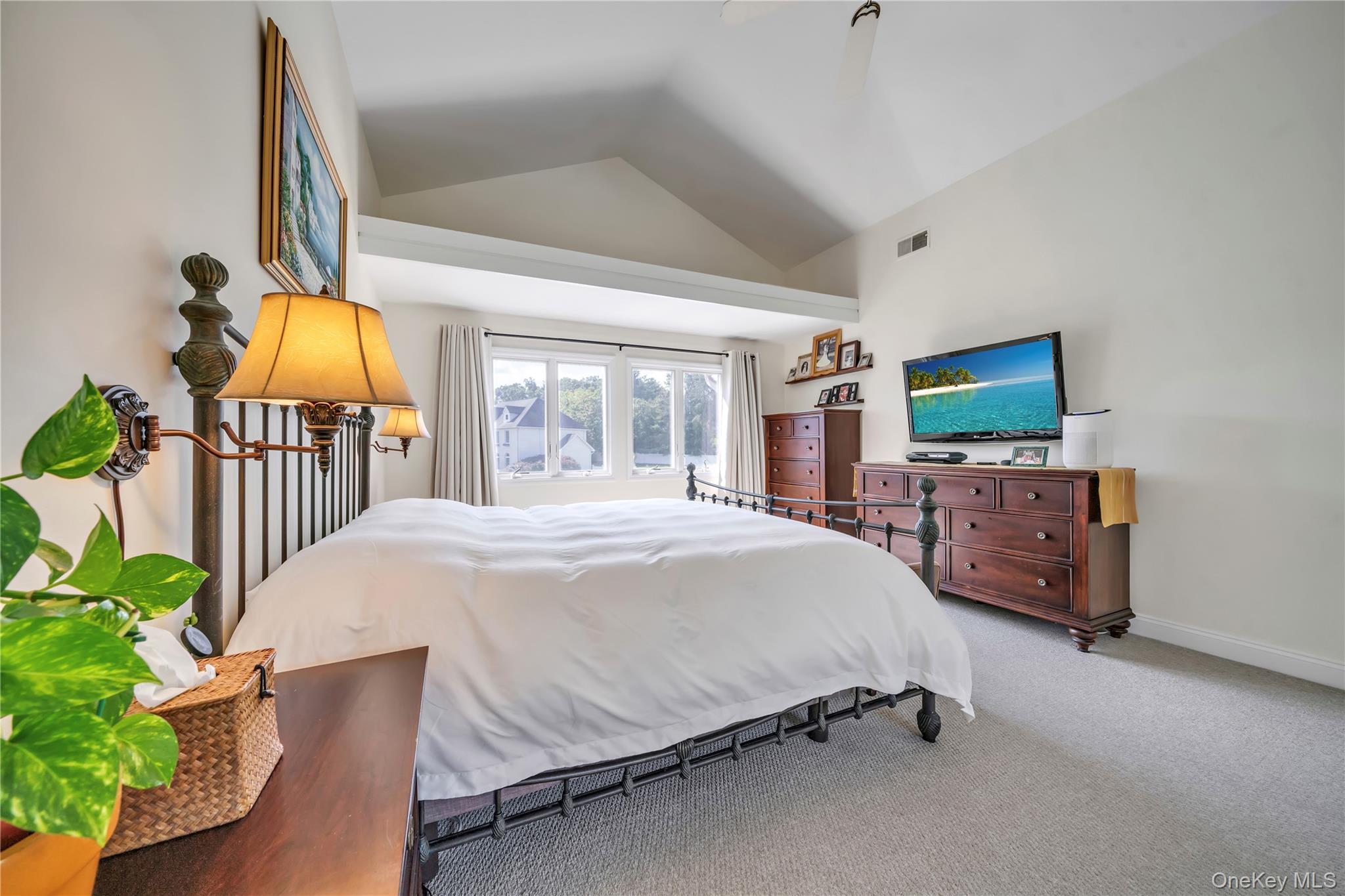 12 Snowdrop Drive, New City, NY 10956