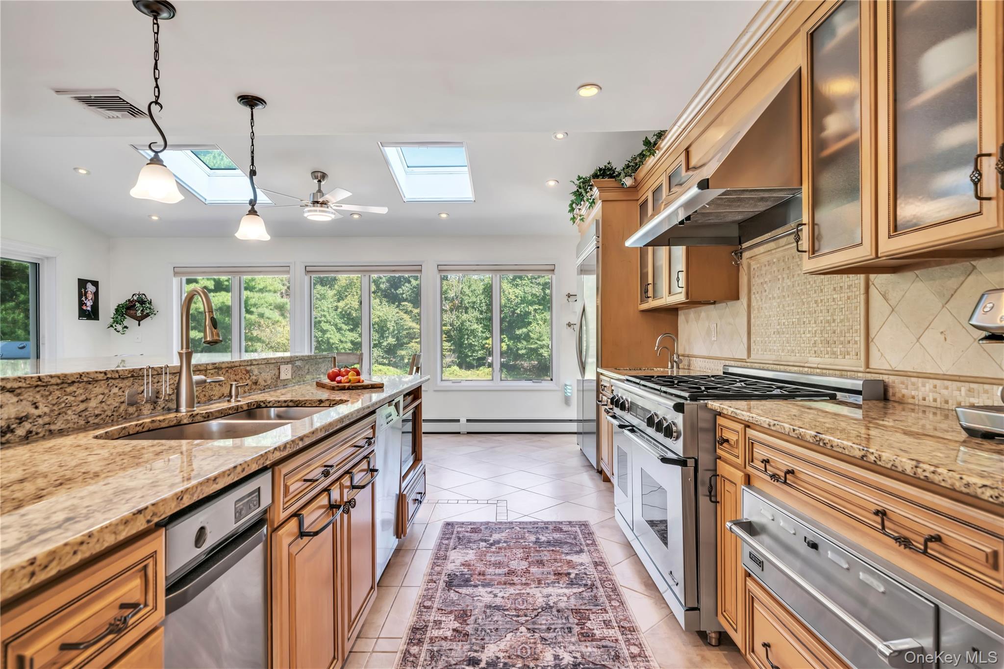 12 Snowdrop Drive, New City, NY 10956