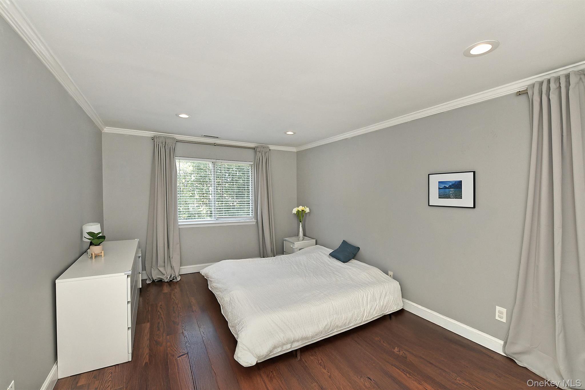 804 Birchwood Park Drive # 7, Middle Island, NY 11953