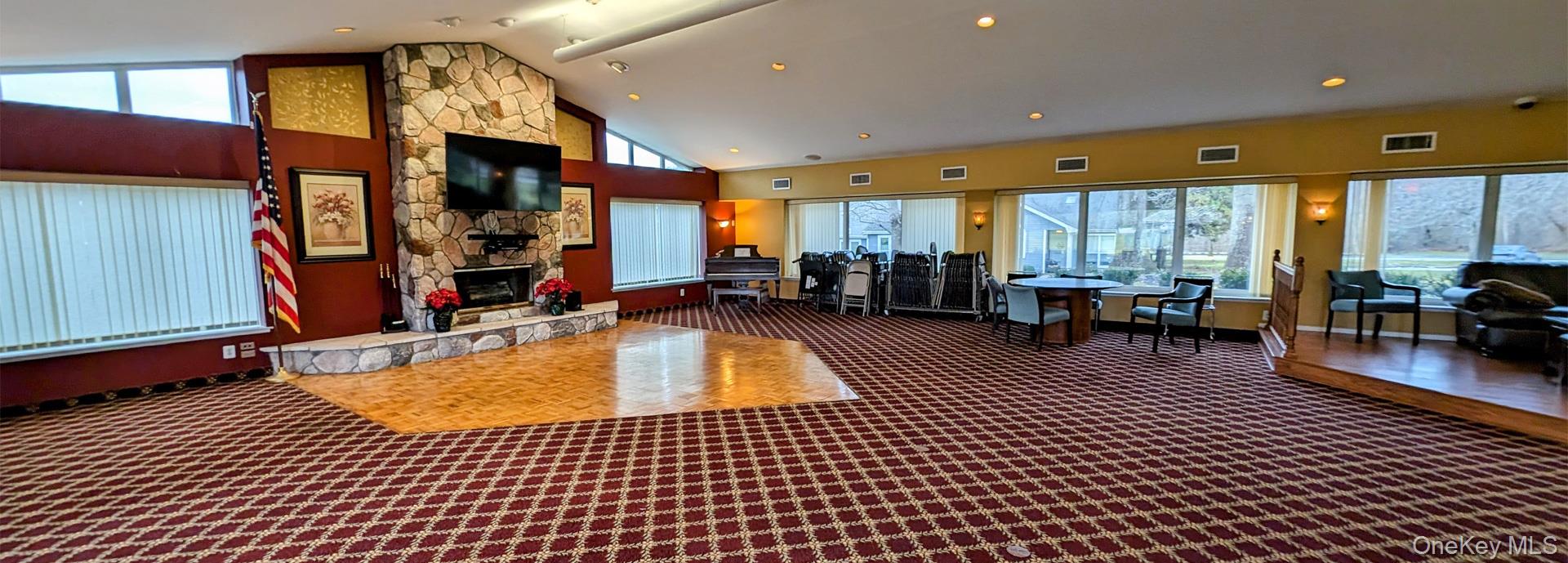 804 Birchwood Park Drive # 7, Middle Island, NY 11953