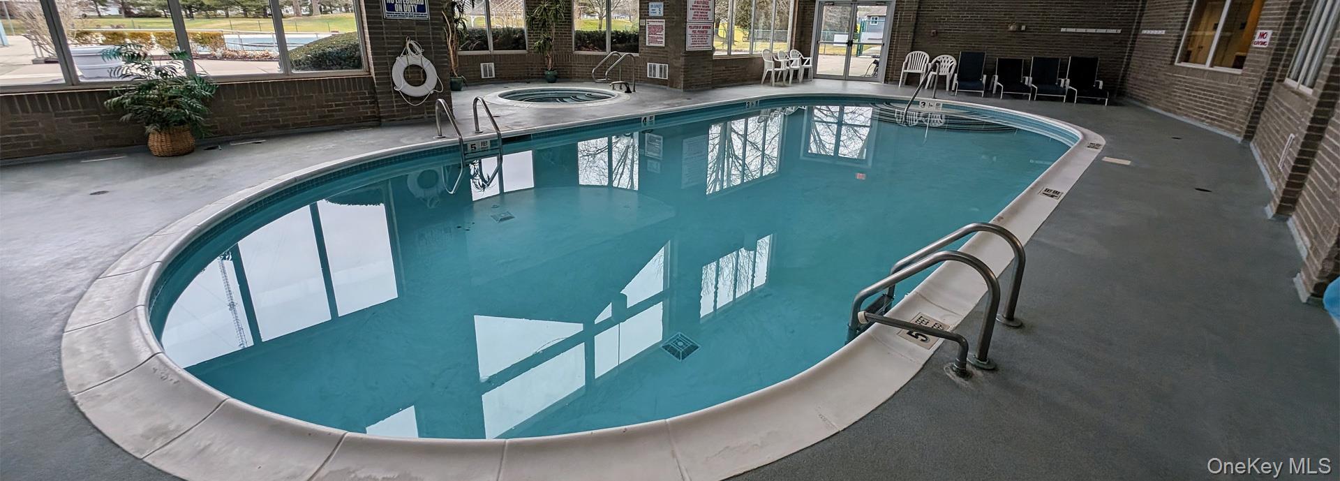 804 Birchwood Park Drive # 7, Middle Island, NY 11953